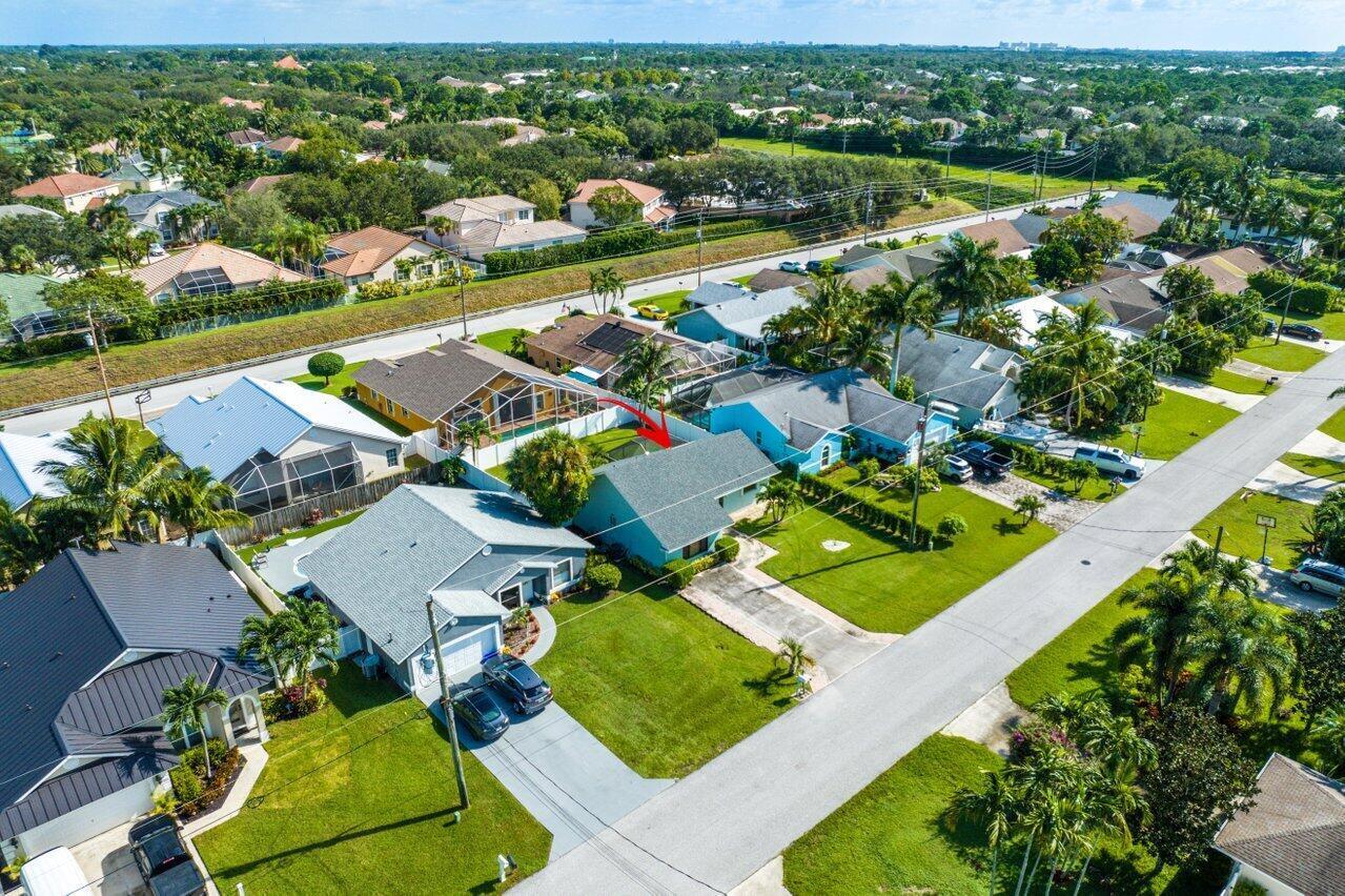 6085 Robinson Jupiter, FL 33458