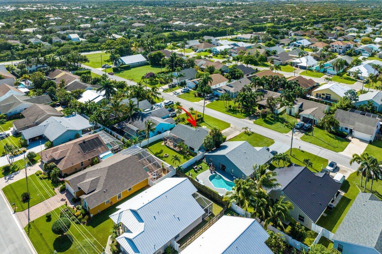 6085 Robinson Jupiter, FL 33458