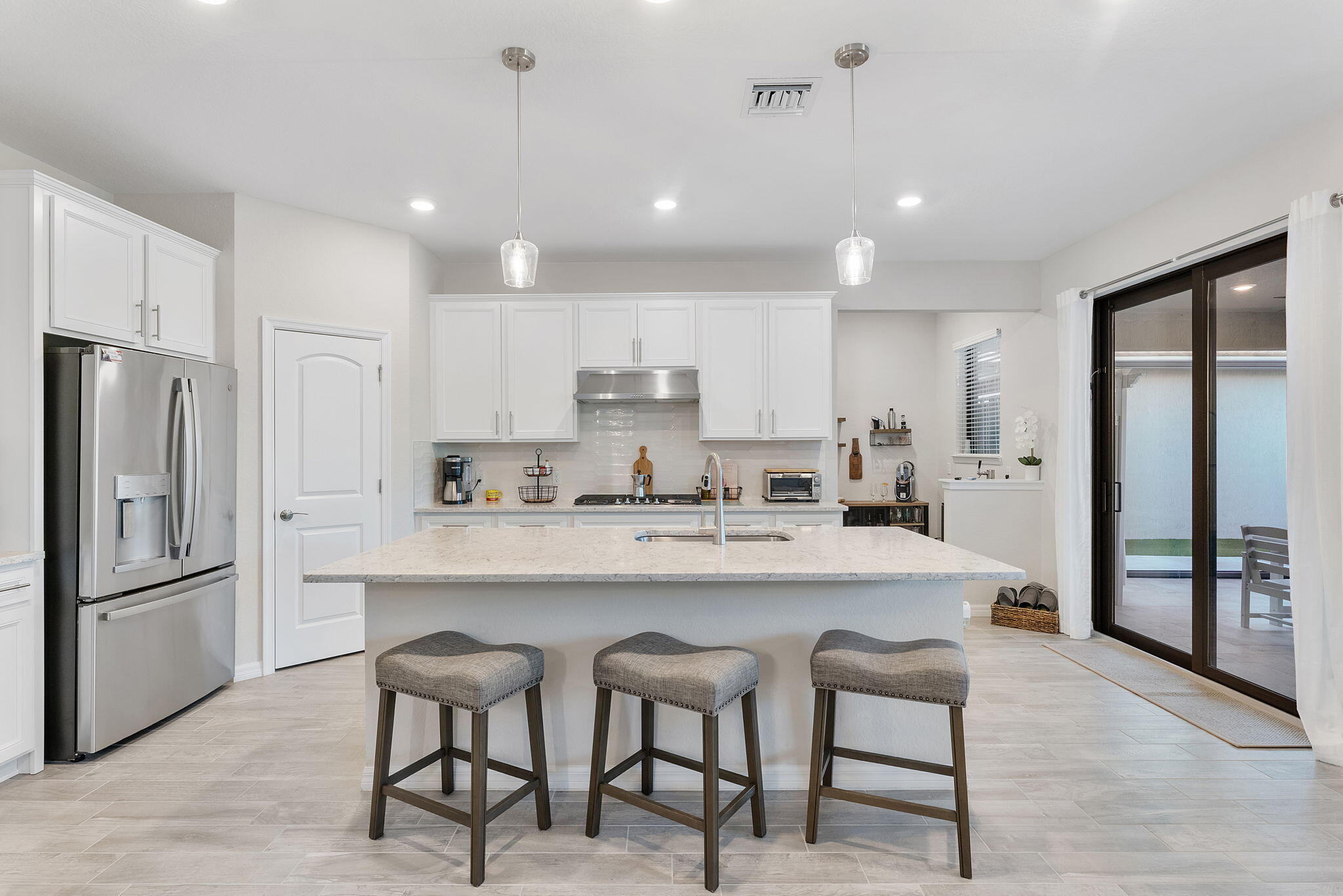 8623 Patron Lake Worth, FL 33467