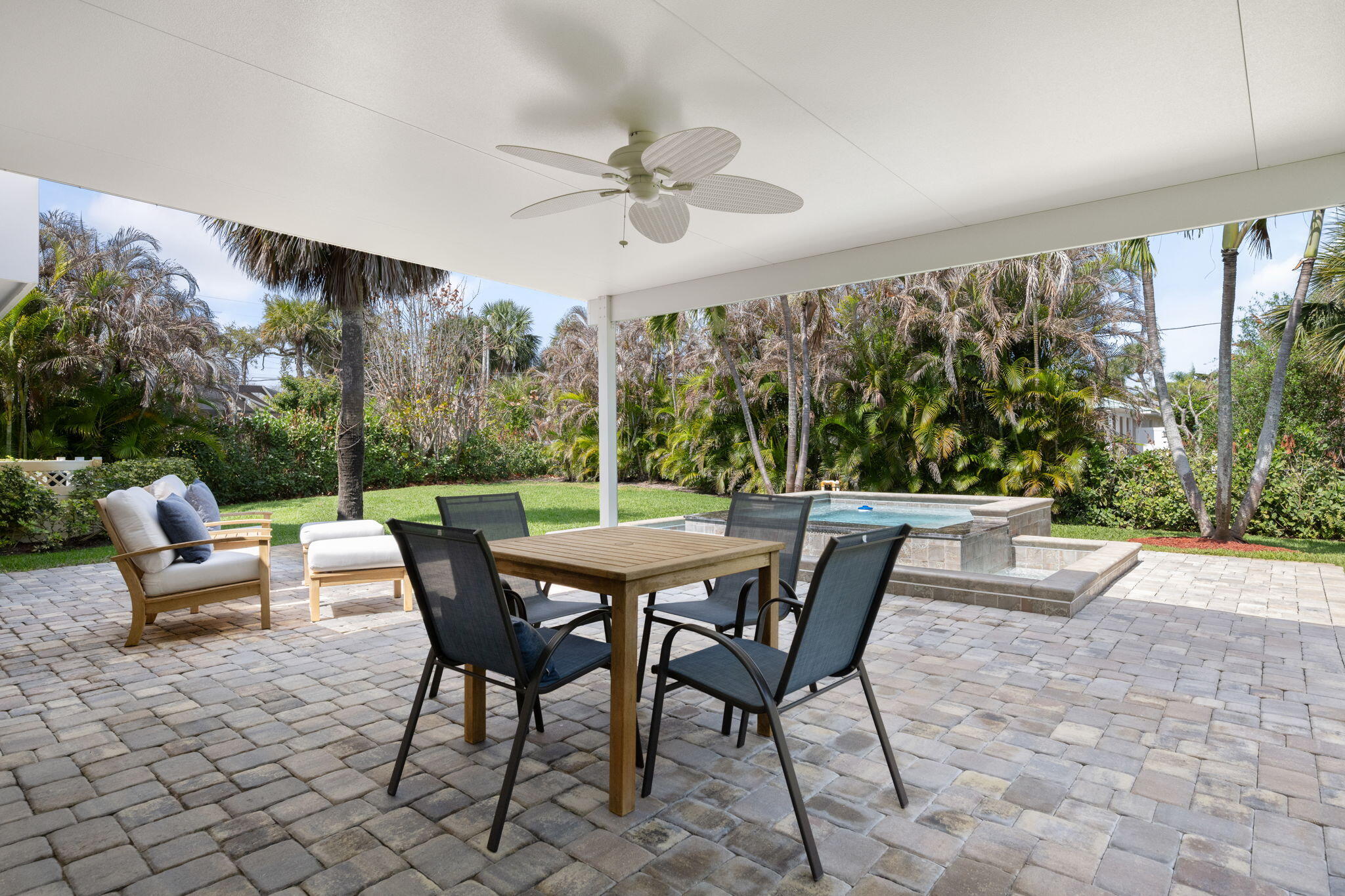 715 Conn Vero Beach, FL 32963