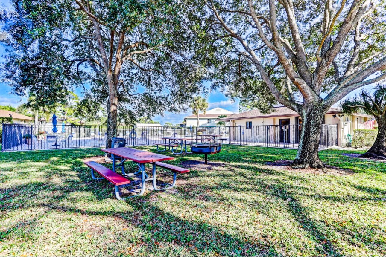 6258 Chasewood #C Jupiter, FL 33458