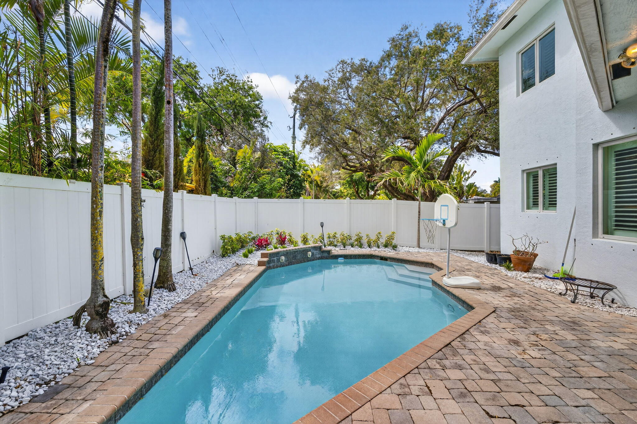 1020 SE 11th Fort Lauderdale, FL 33316