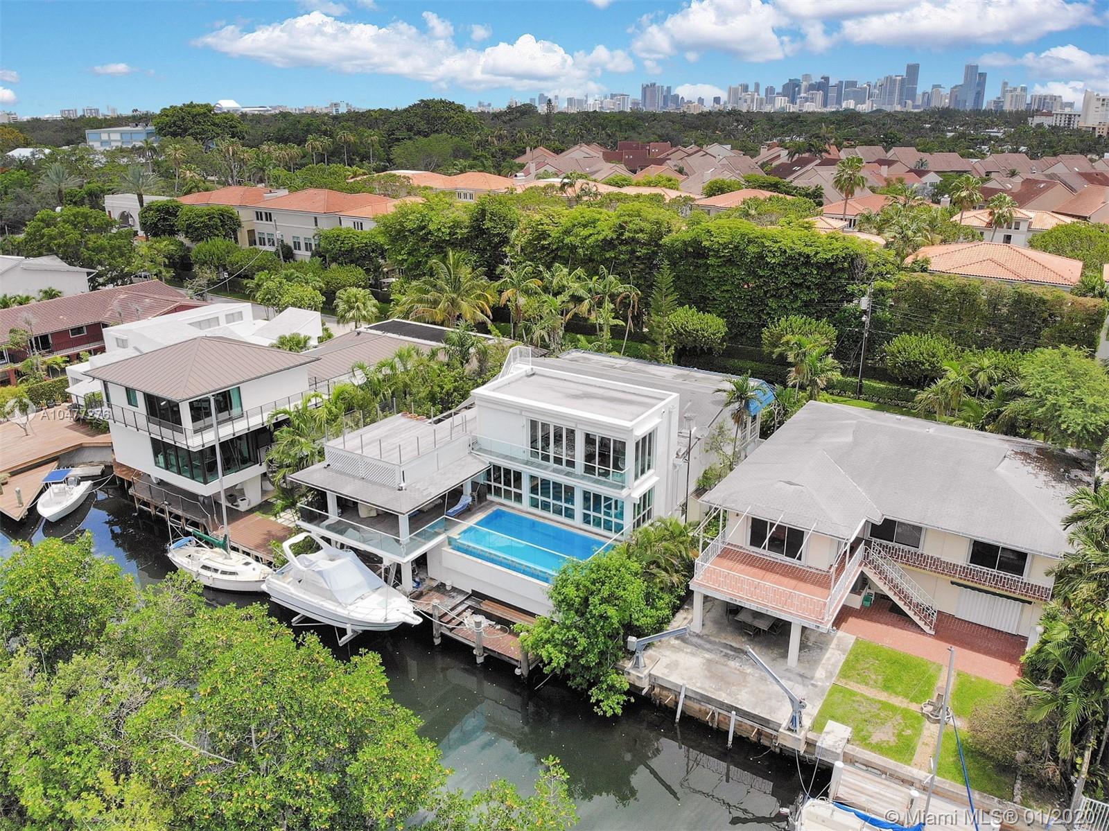 3544 Rockerman Rd Miami, FL 33133