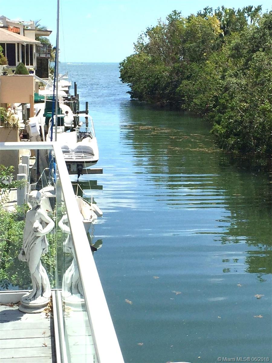 3544 Rockerman Rd Miami, FL 33133