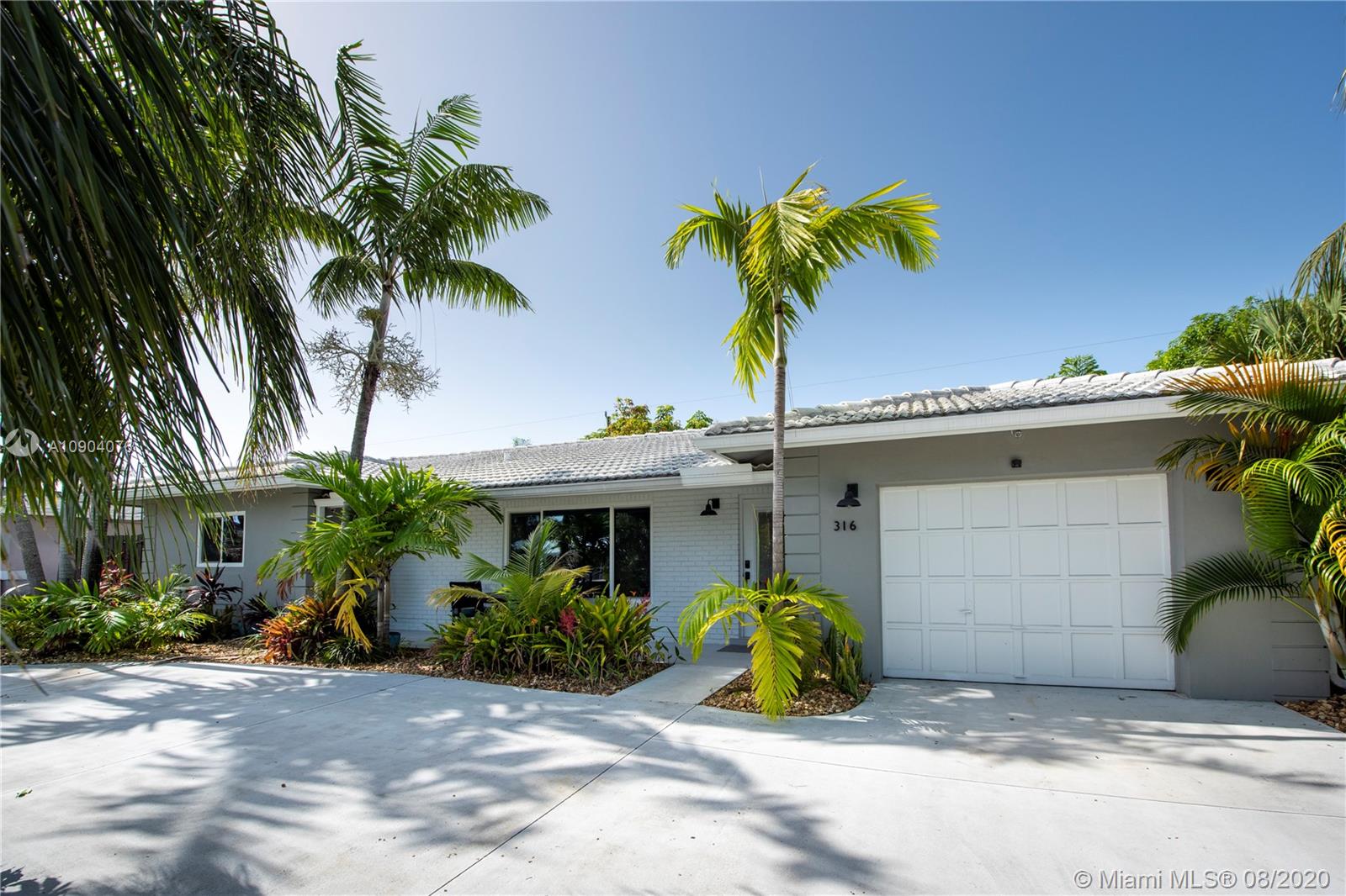 316 SE 10th Ct