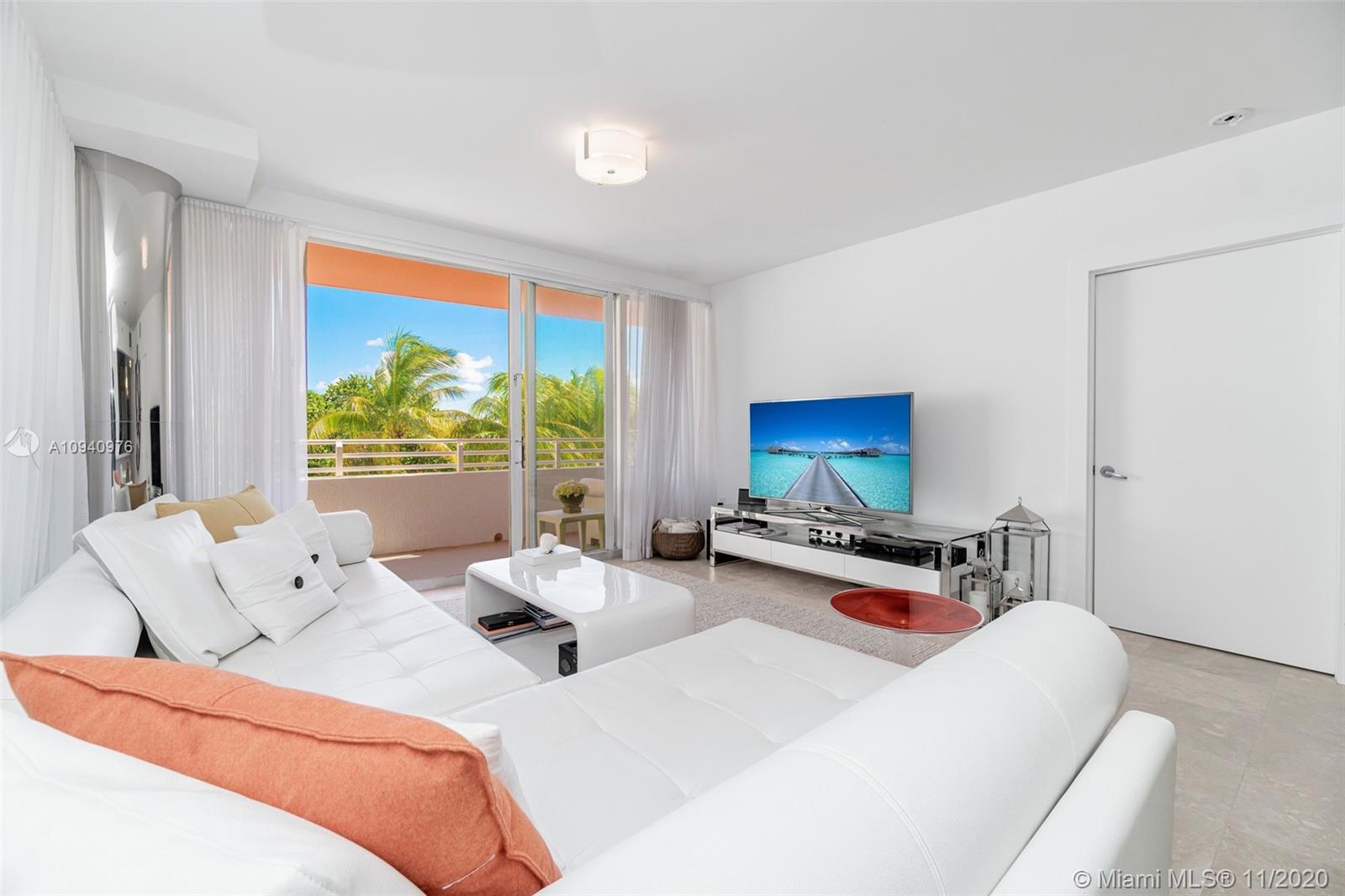 226 Ocean Dr #3E