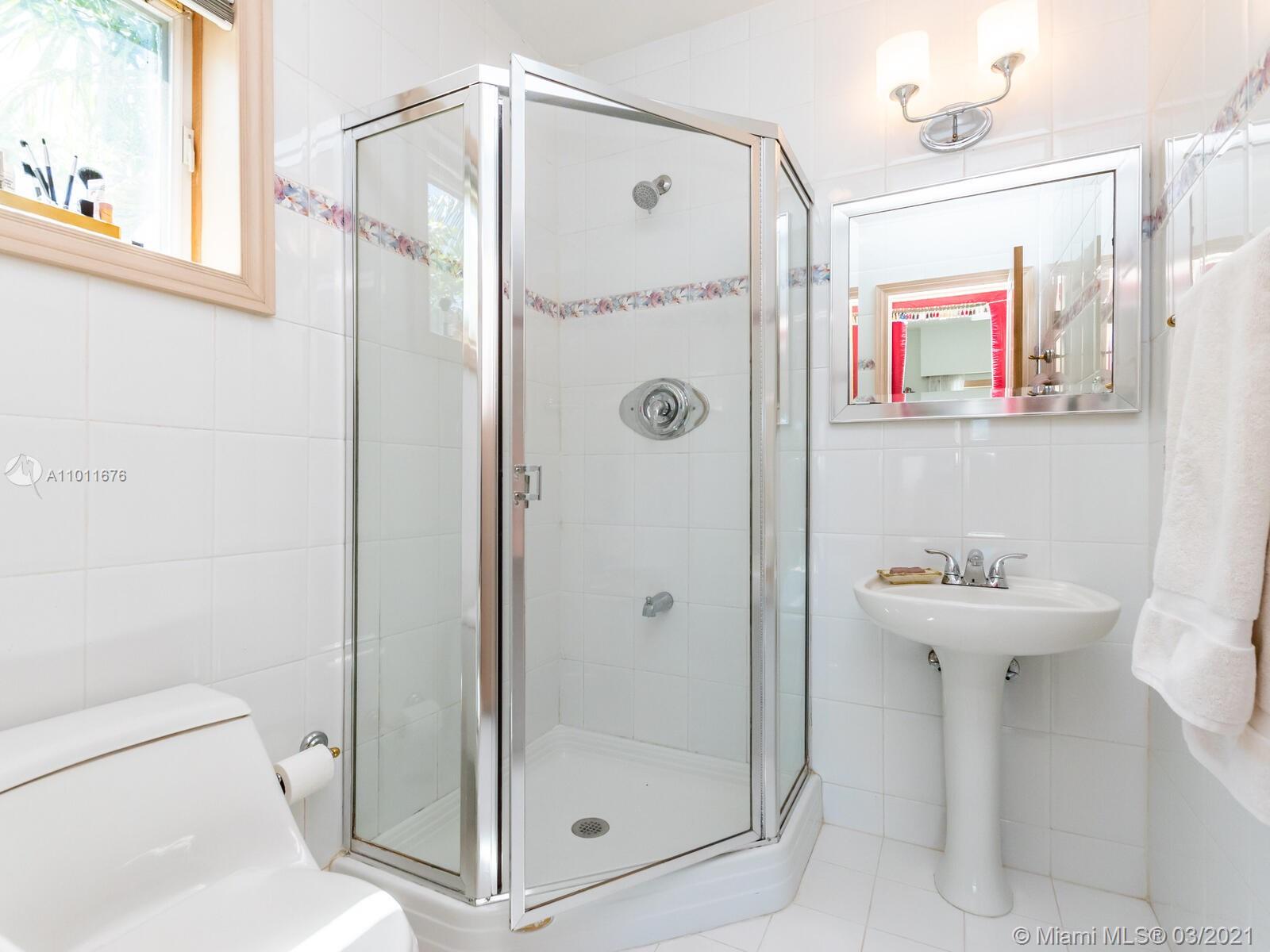 12521 Ramiro St Coral Gables, FL 33156