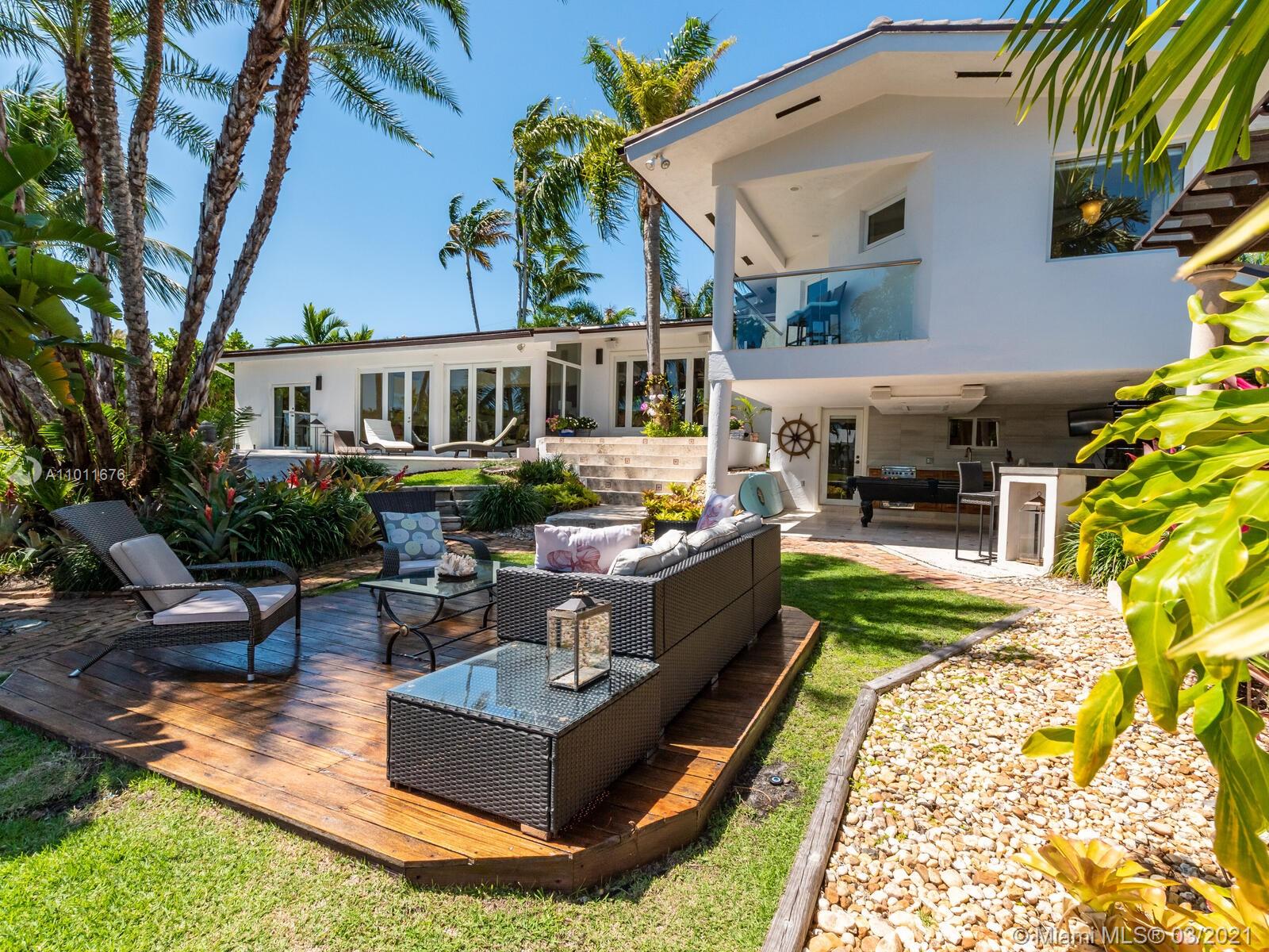 12521 Ramiro St Coral Gables, FL 33156