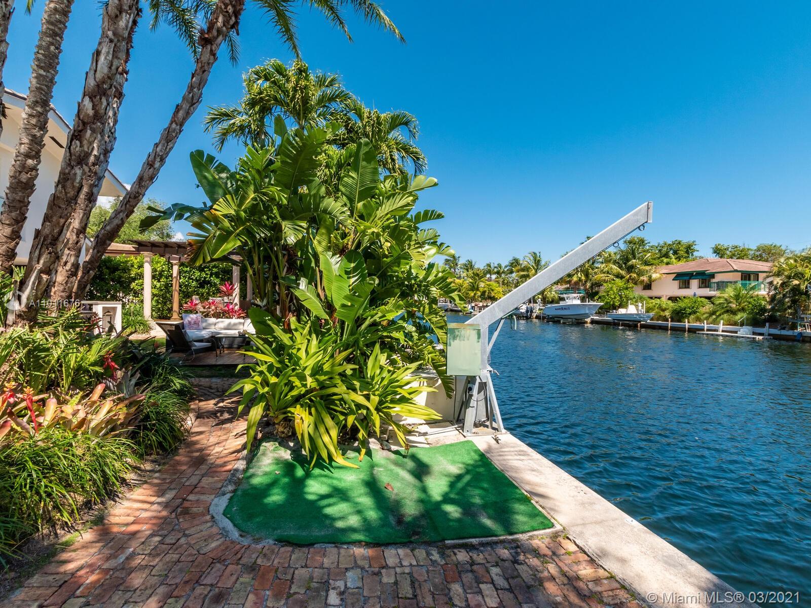 12521 Ramiro St Coral Gables, FL 33156