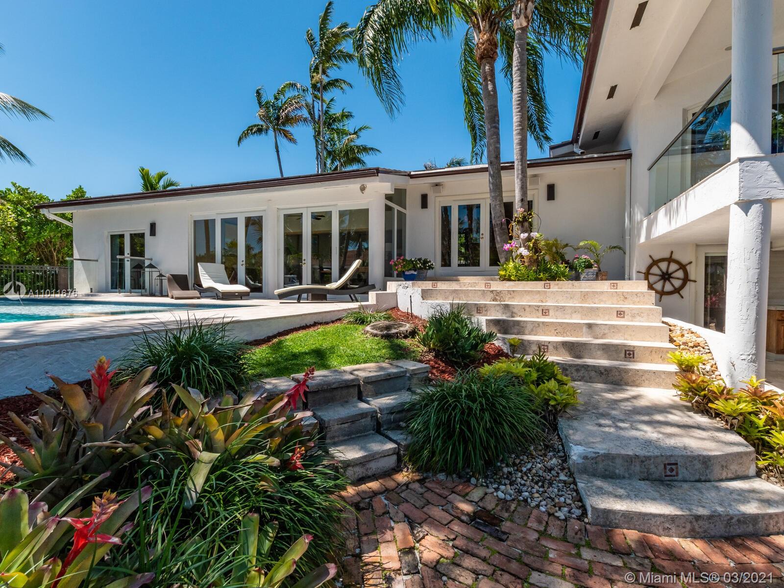 12521 Ramiro St Coral Gables, FL 33156