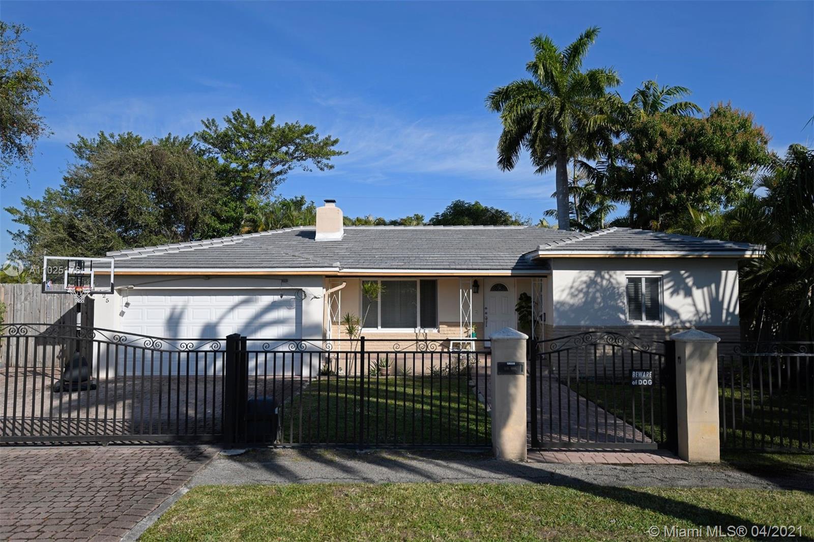 425 NE 55th St