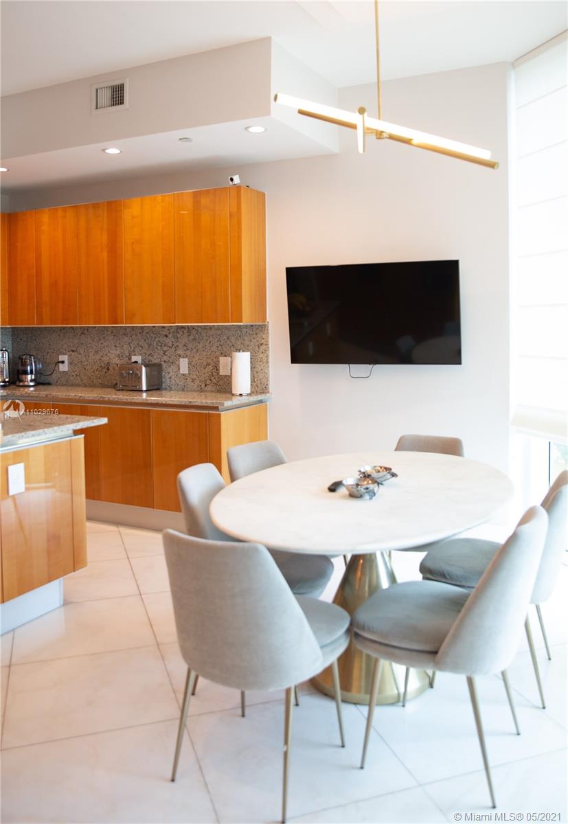 16051 Collins Ave #404 Sunny Isles Beach, FL 33160