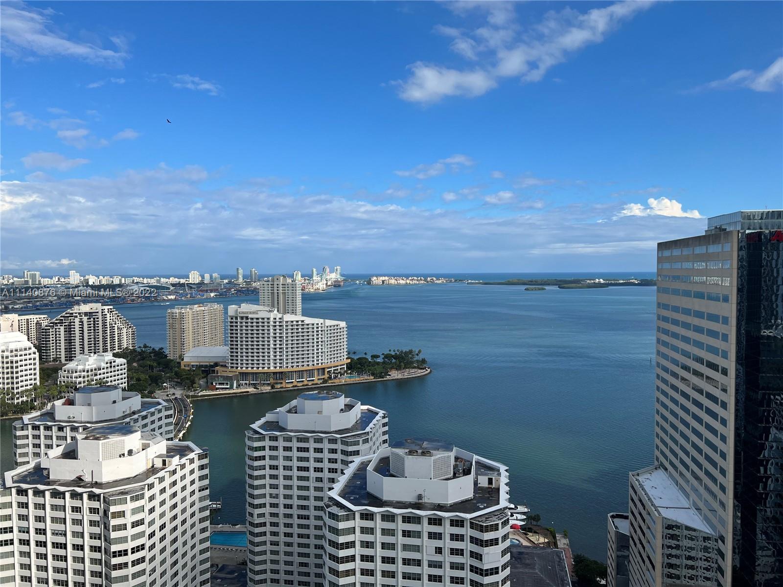 951 Brickell Ave #3408