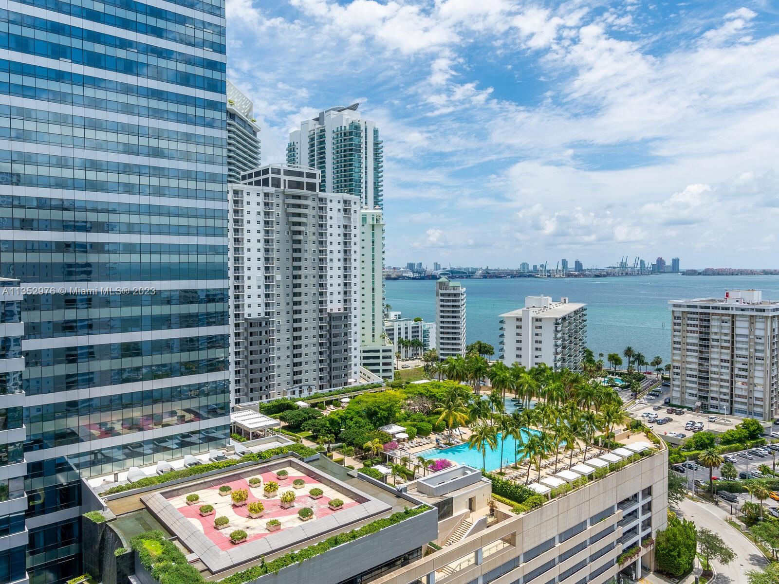 image Echo Brickell16
