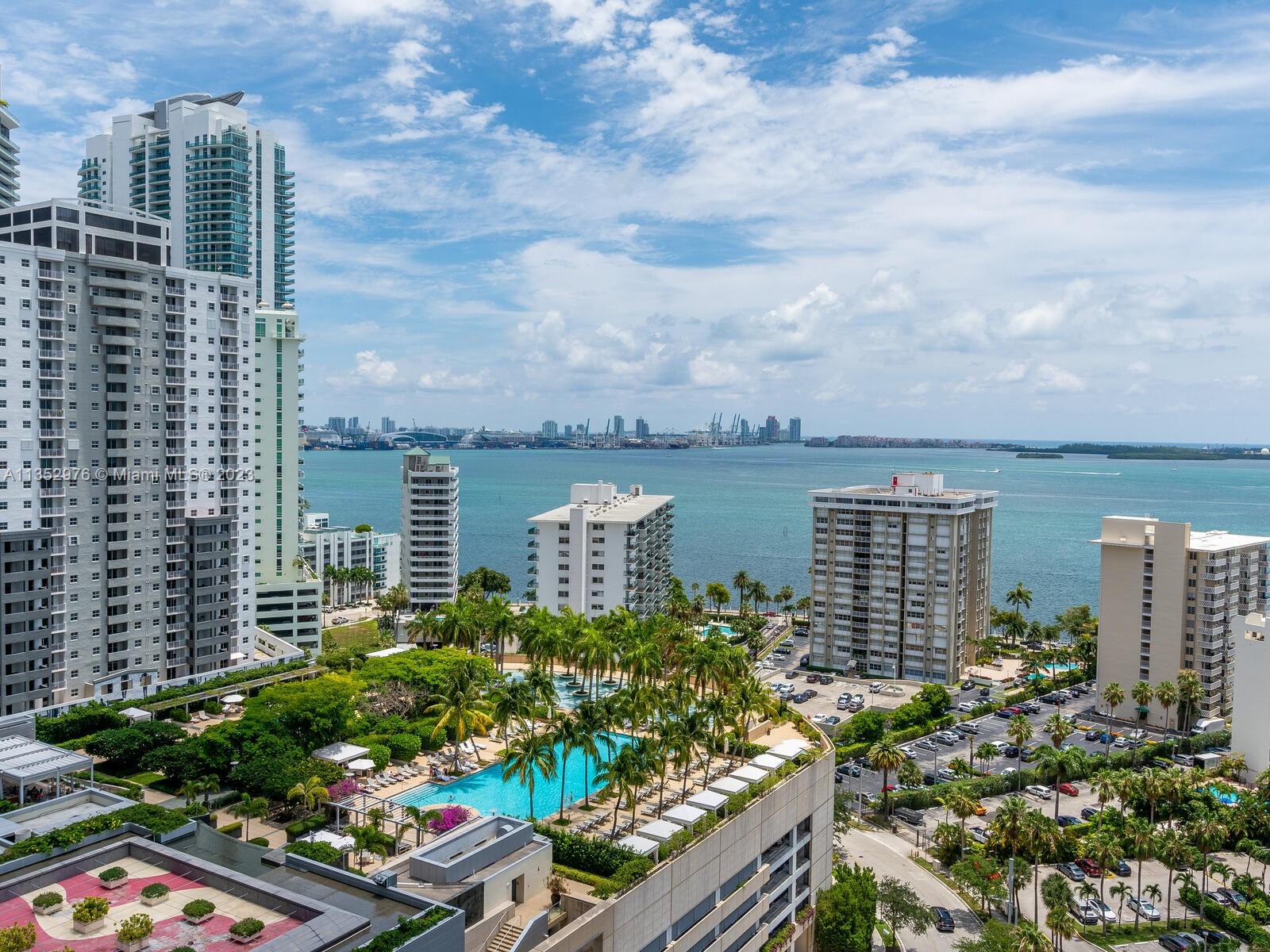 image Echo Brickell18