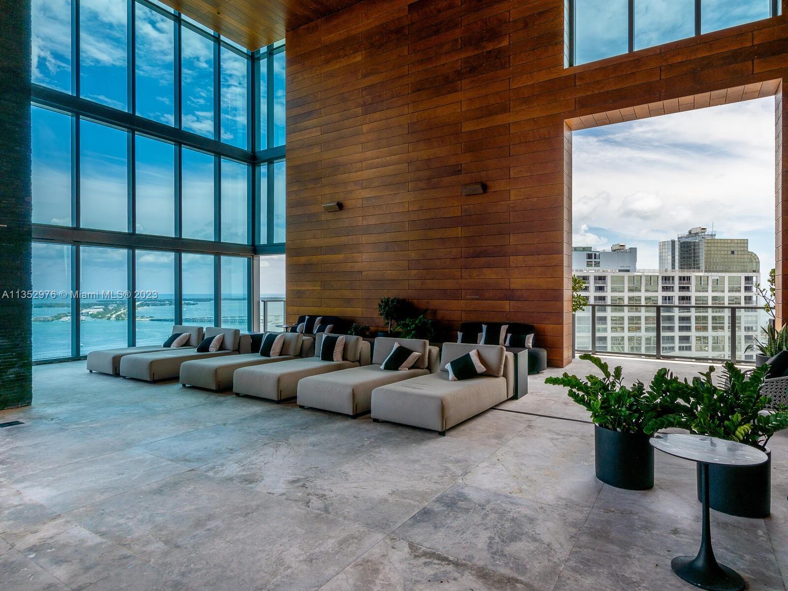 image Echo Brickell24
