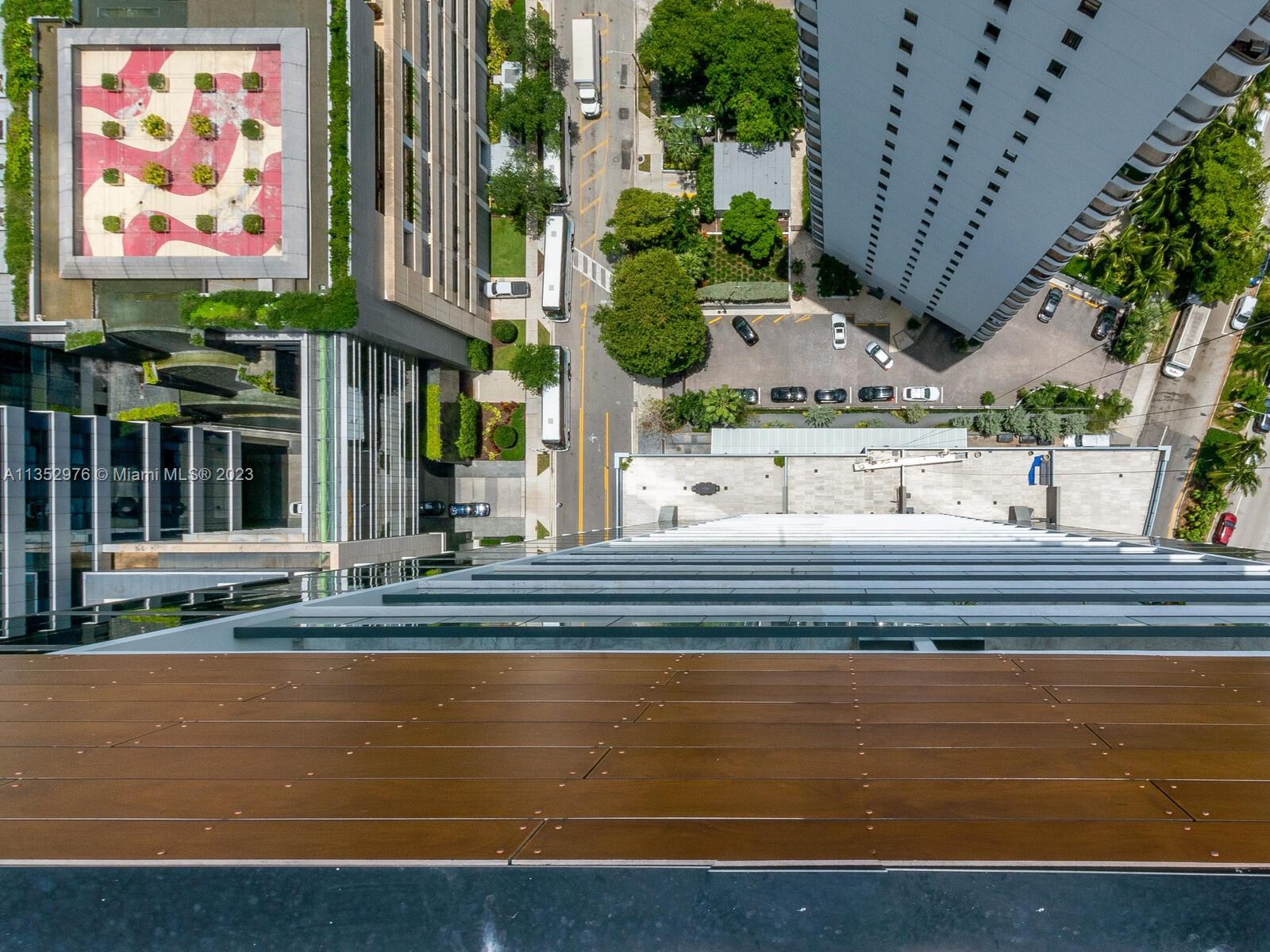image Echo Brickell28