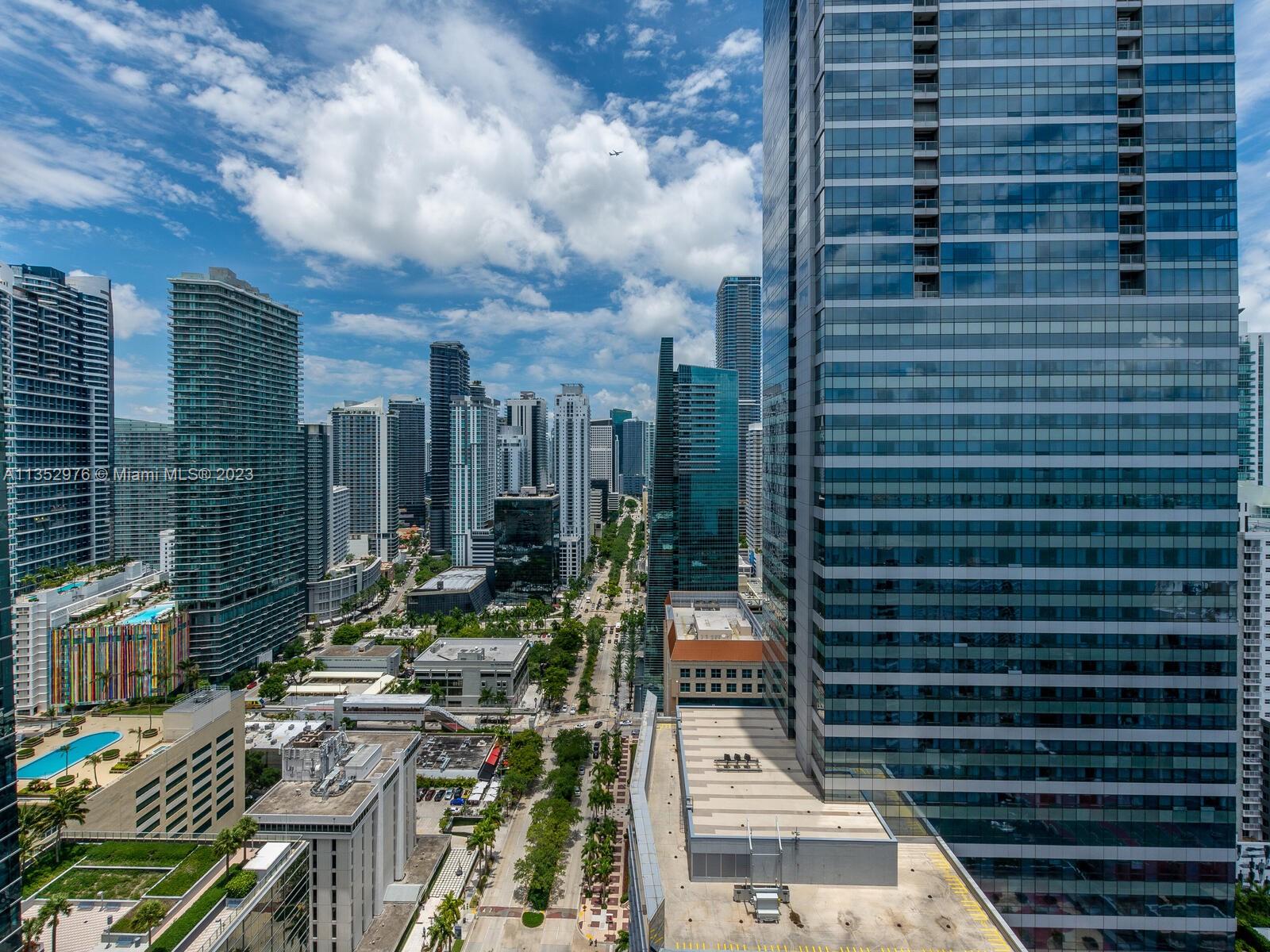 image Echo Brickell33