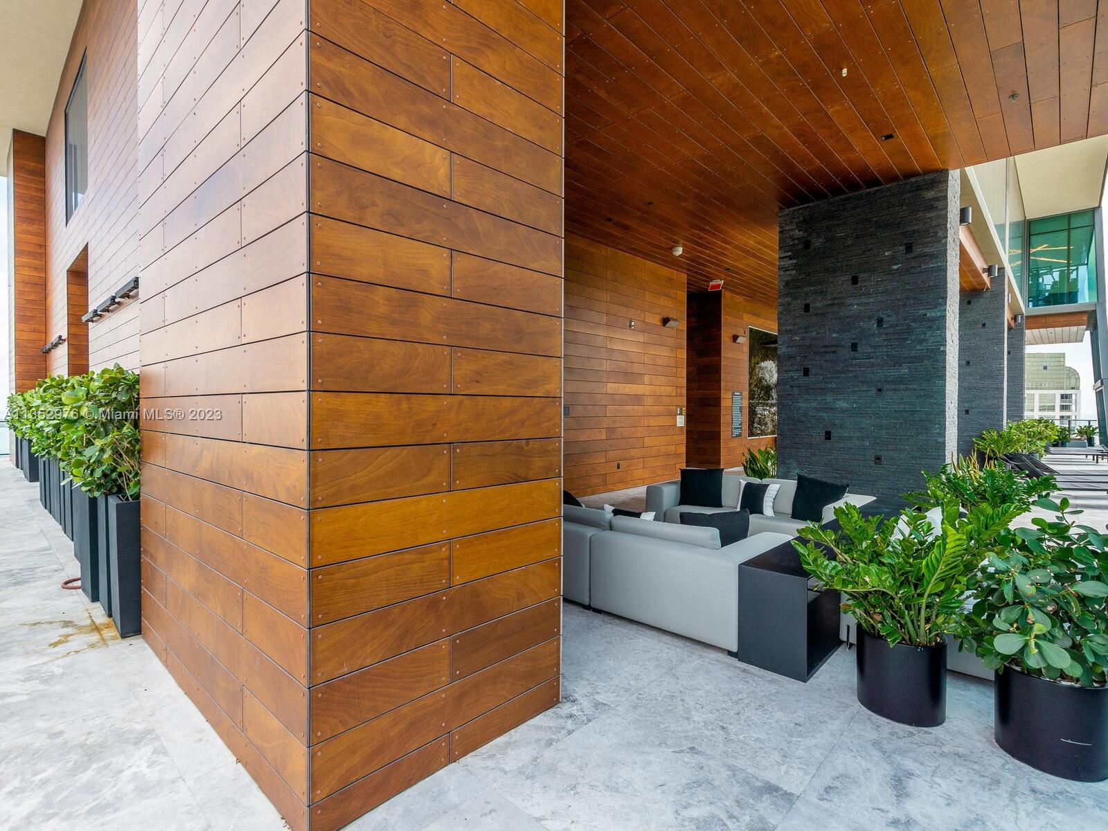 image Echo Brickell35
