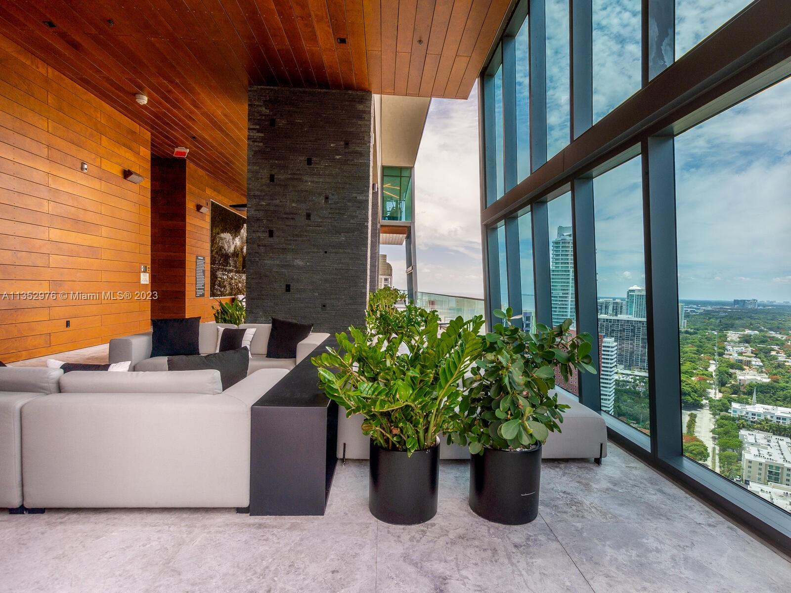 image Echo Brickell36