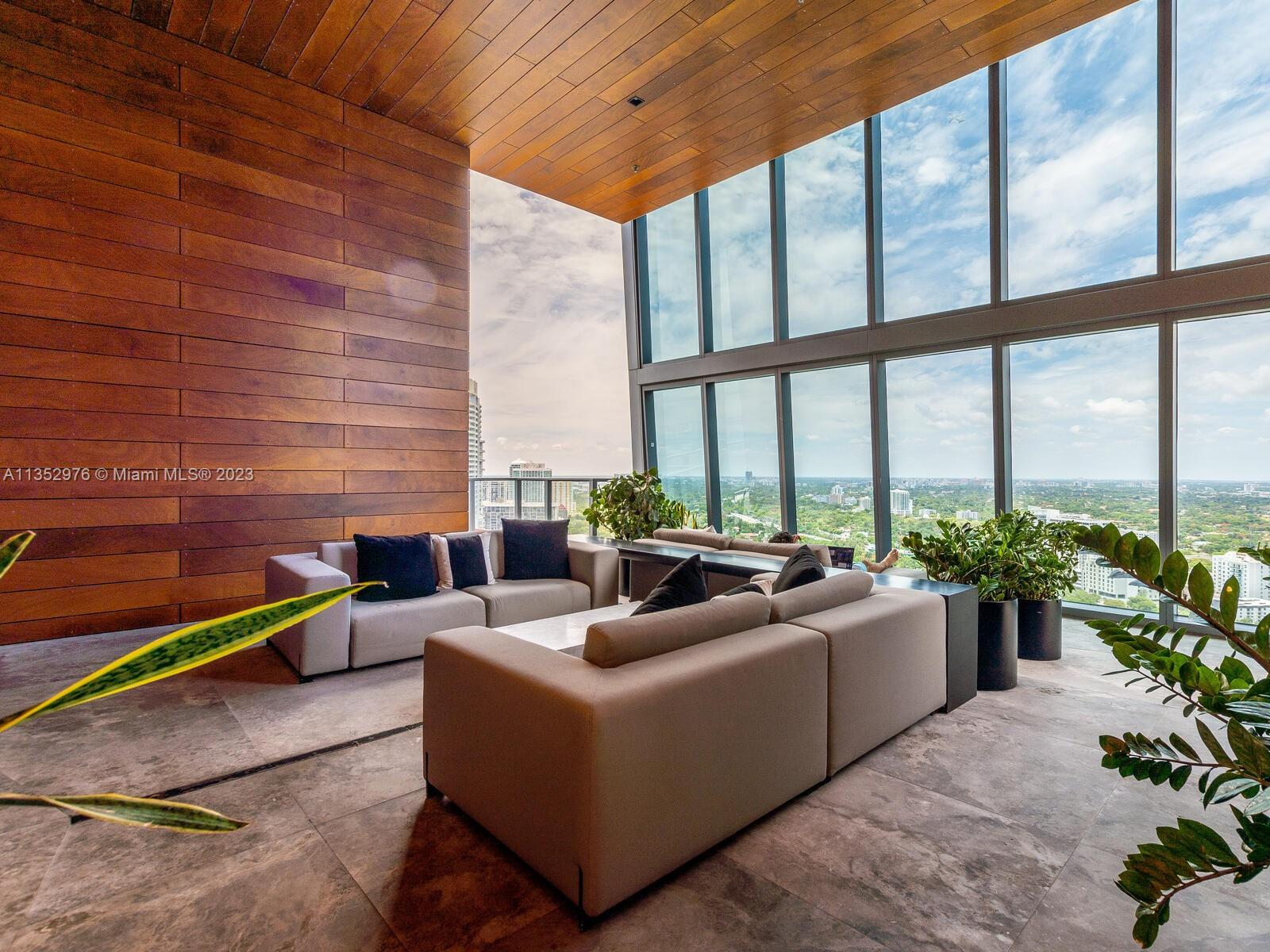 image Echo Brickell41