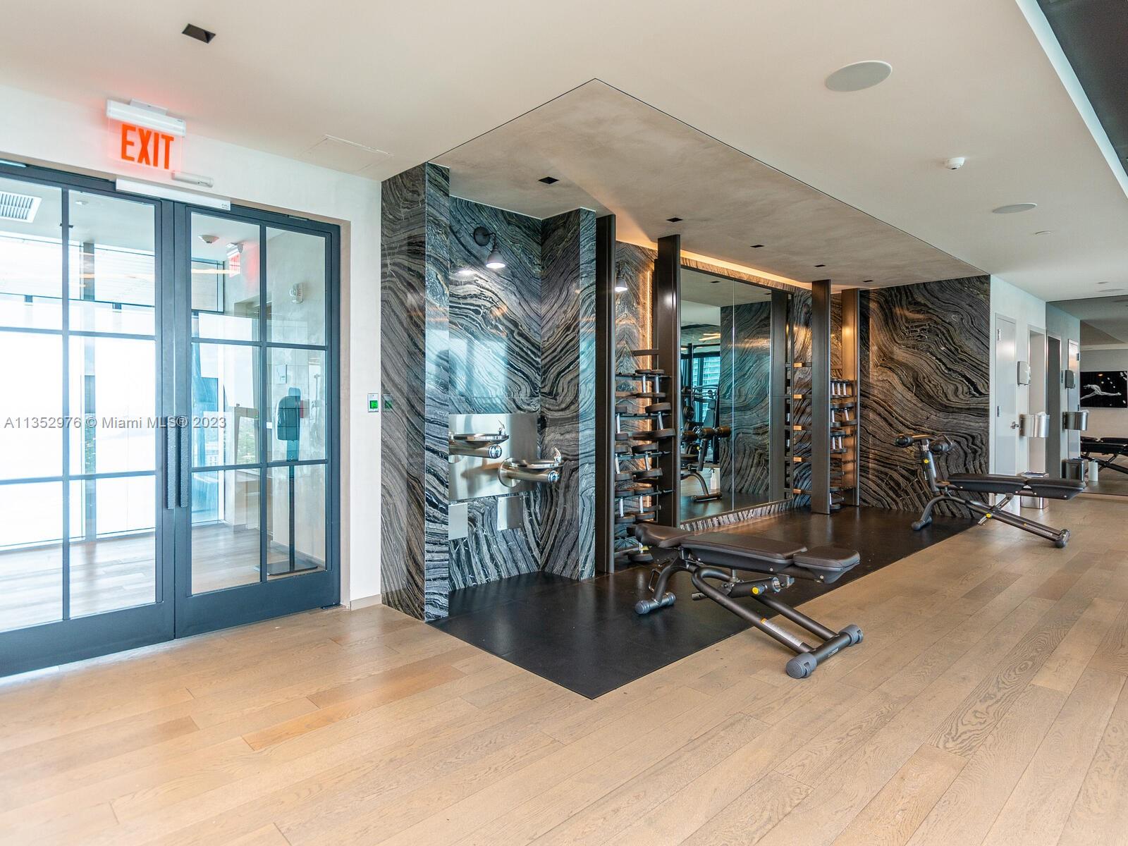 image Echo Brickell51