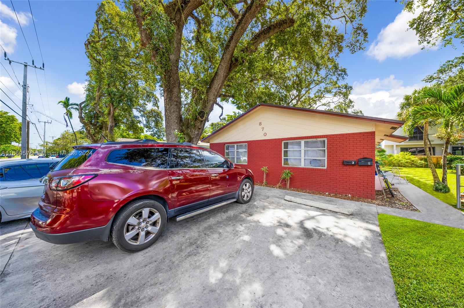 Duplex / Quad Plex / Triplex