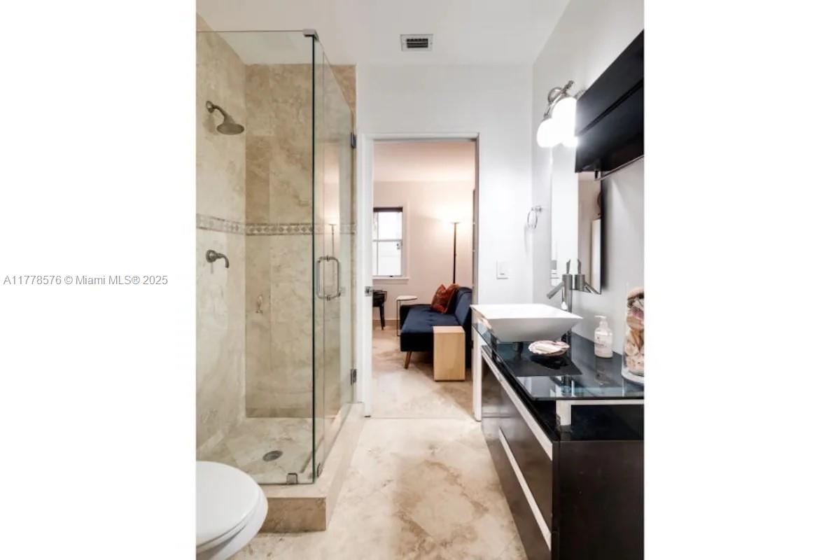 1725 Tigertail Ave Miami, FL 33133