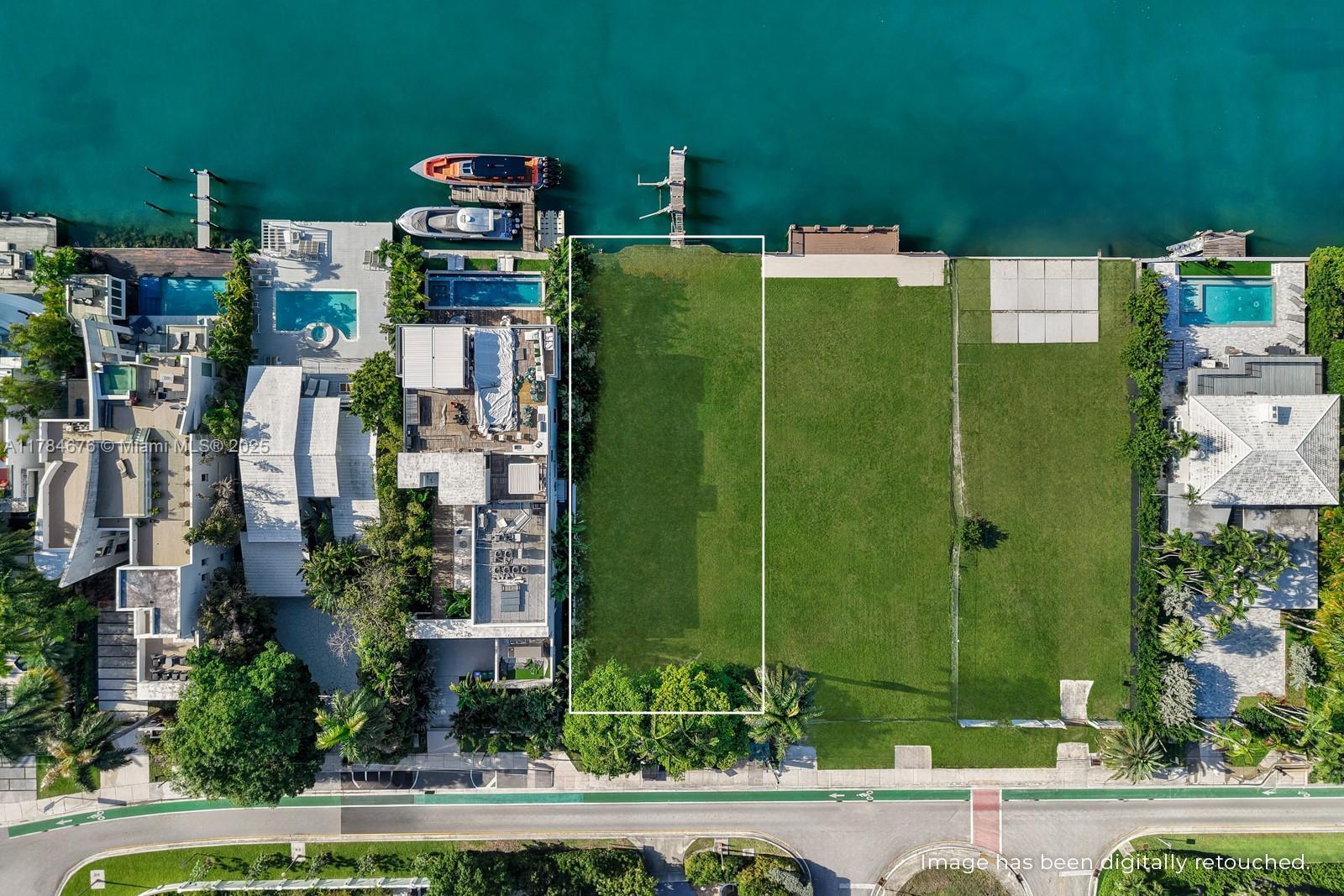 1350 S Venetian Way Miami, FL 33139