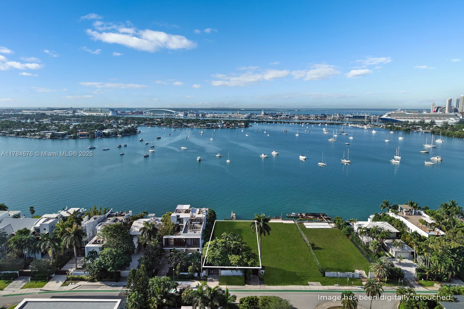 1350 S Venetian Way Miami, FL 33139