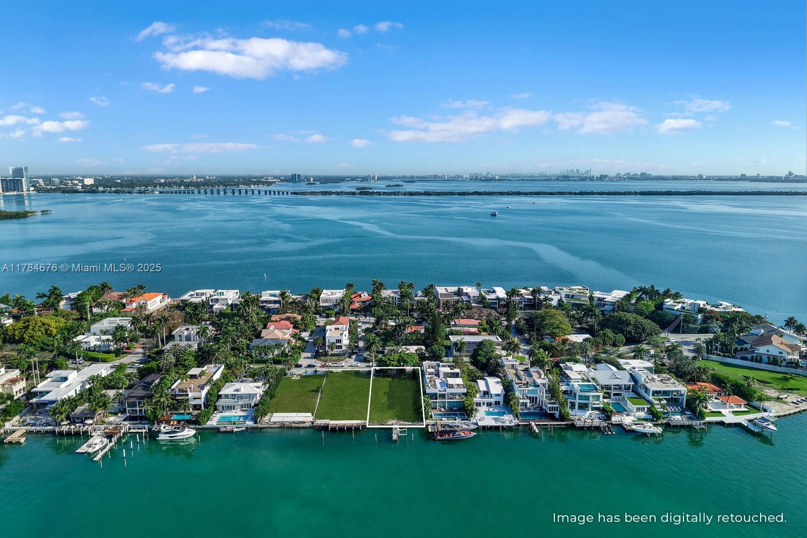 1350 S Venetian Way Miami, FL 33139