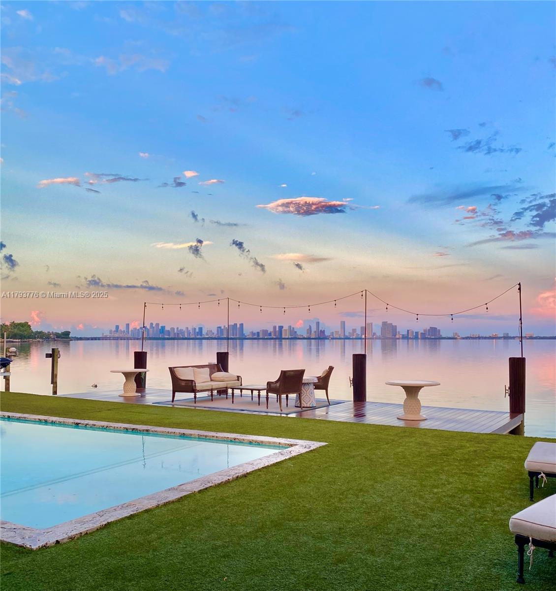 5396 N Bay Rd Miami Beach, FL 33140 5396 N Bay Rd Miami Beach, FL 33140