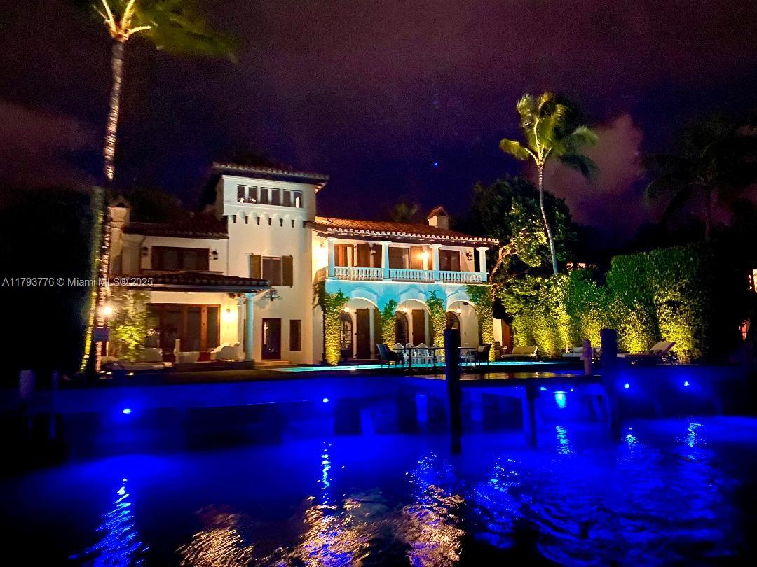 5396 N Bay Rd Miami Beach, FL 33140 5396 N Bay Rd Miami Beach, FL 33140
