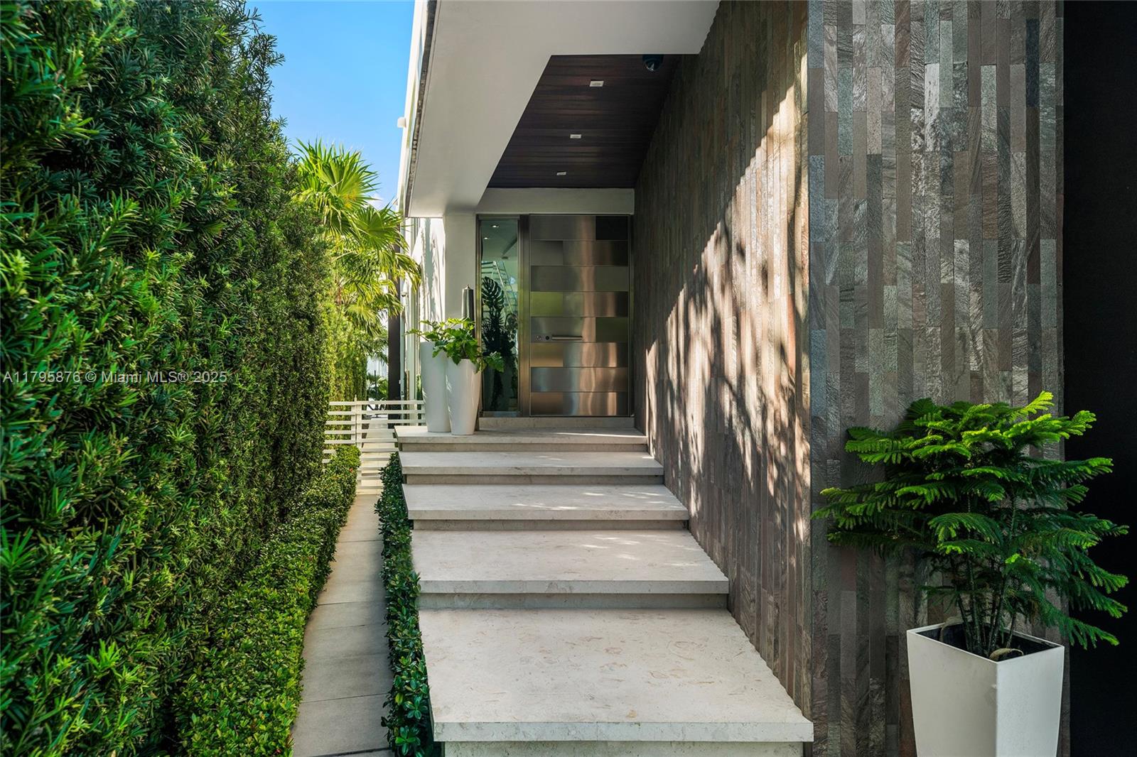 441 N Hibiscus Dr Miami Beach, FL 33139 441 N Hibiscus Dr Miami Beach, FL 33139