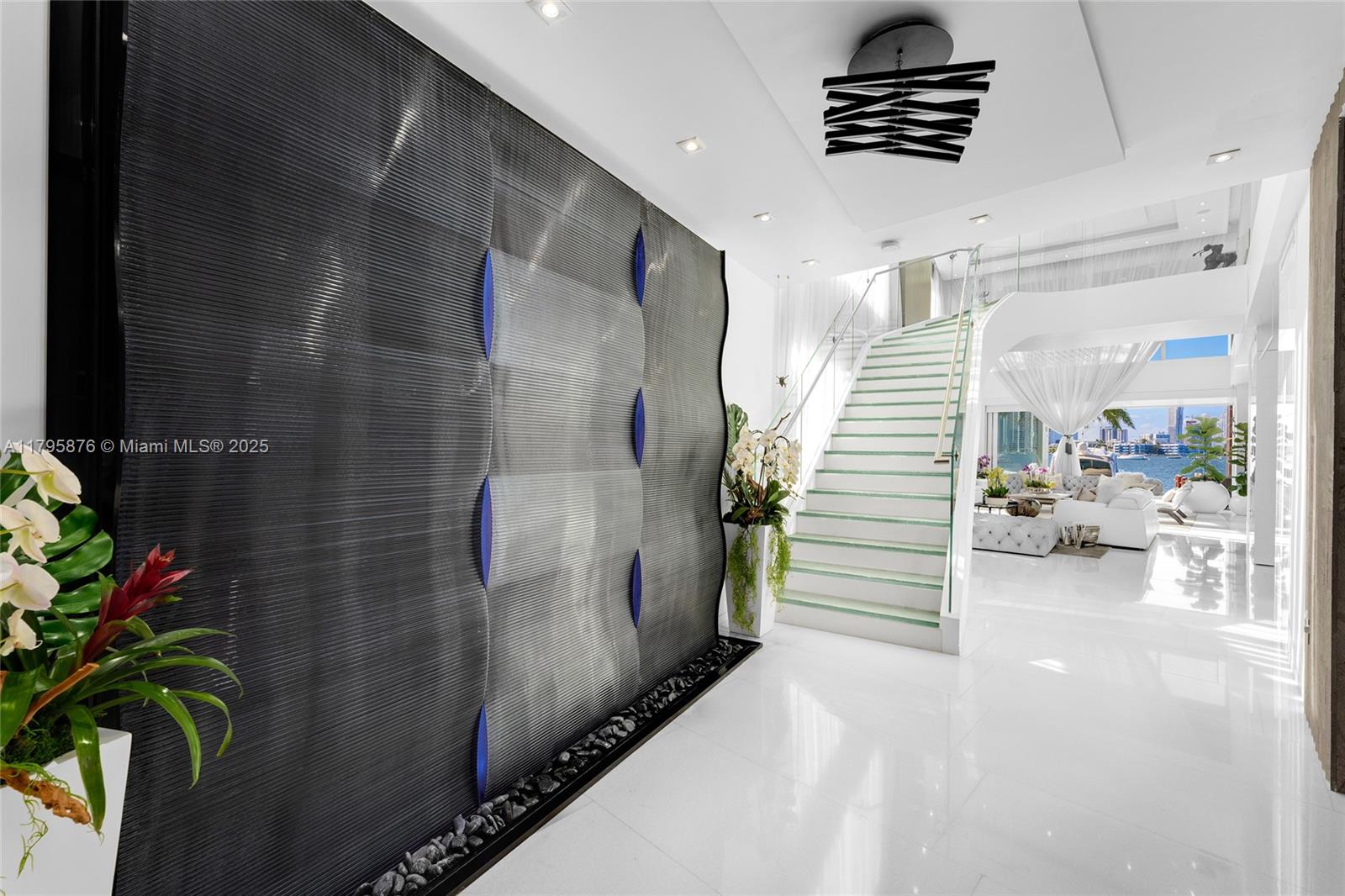 441 N Hibiscus Dr Miami Beach, FL 33139 441 N Hibiscus Dr Miami Beach, FL 33139