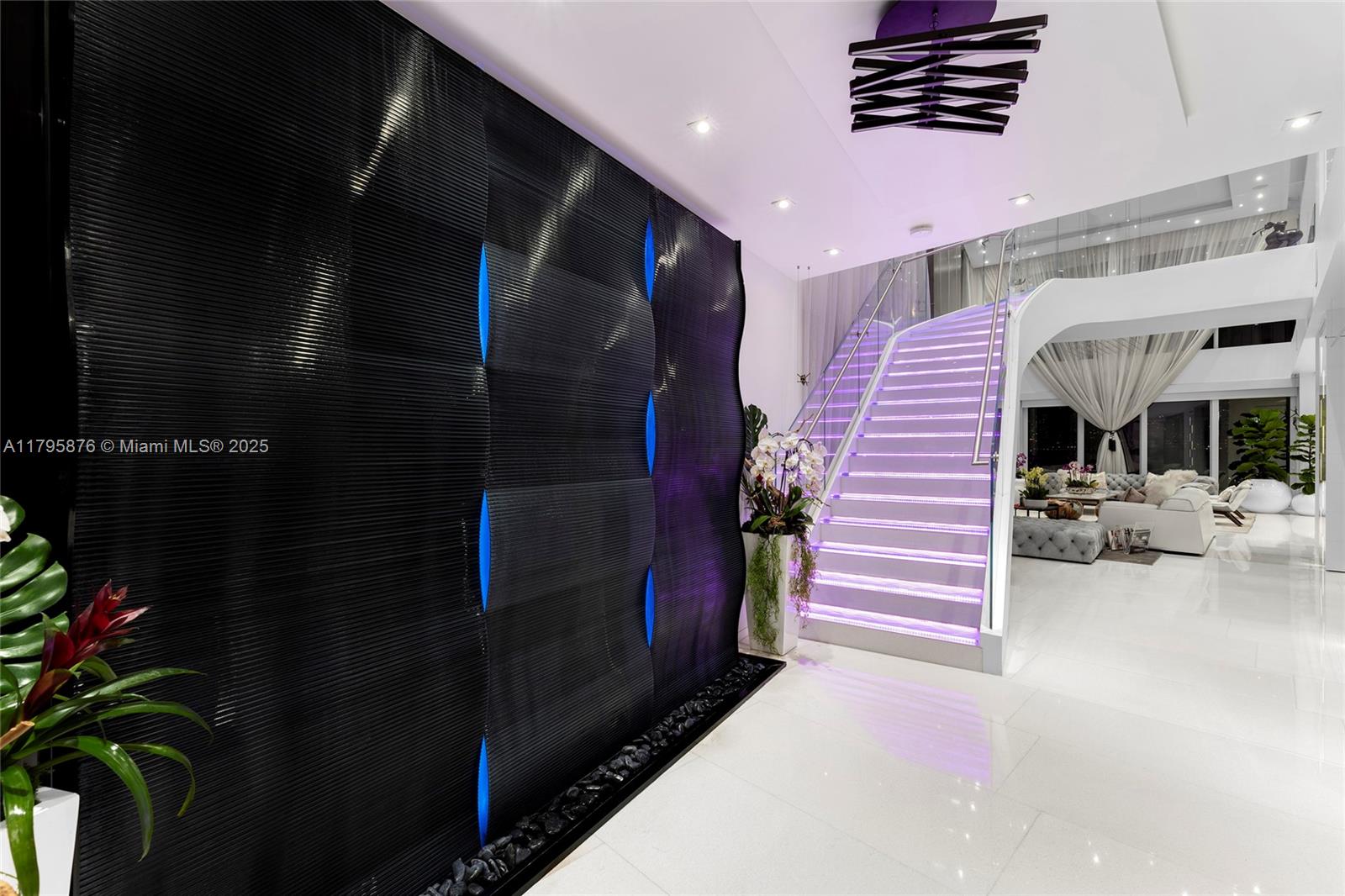 441 N Hibiscus Dr Miami Beach, FL 33139 441 N Hibiscus Dr Miami Beach, FL 33139