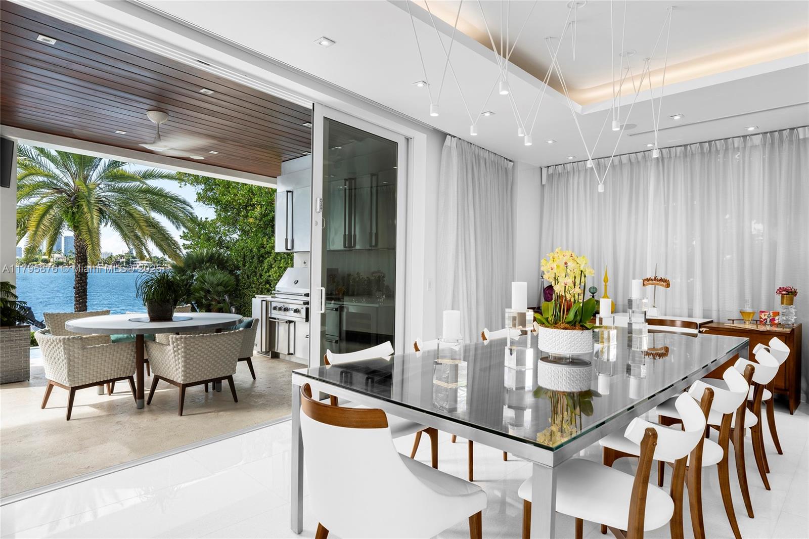 441 N Hibiscus Dr Miami Beach, FL 33139 441 N Hibiscus Dr Miami Beach, FL 33139