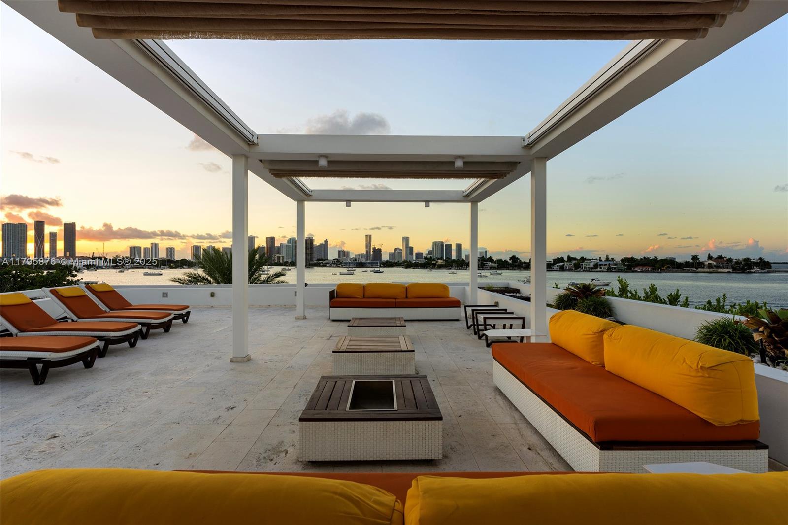 441 N Hibiscus Dr Miami Beach, FL 33139 441 N Hibiscus Dr Miami Beach, FL 33139