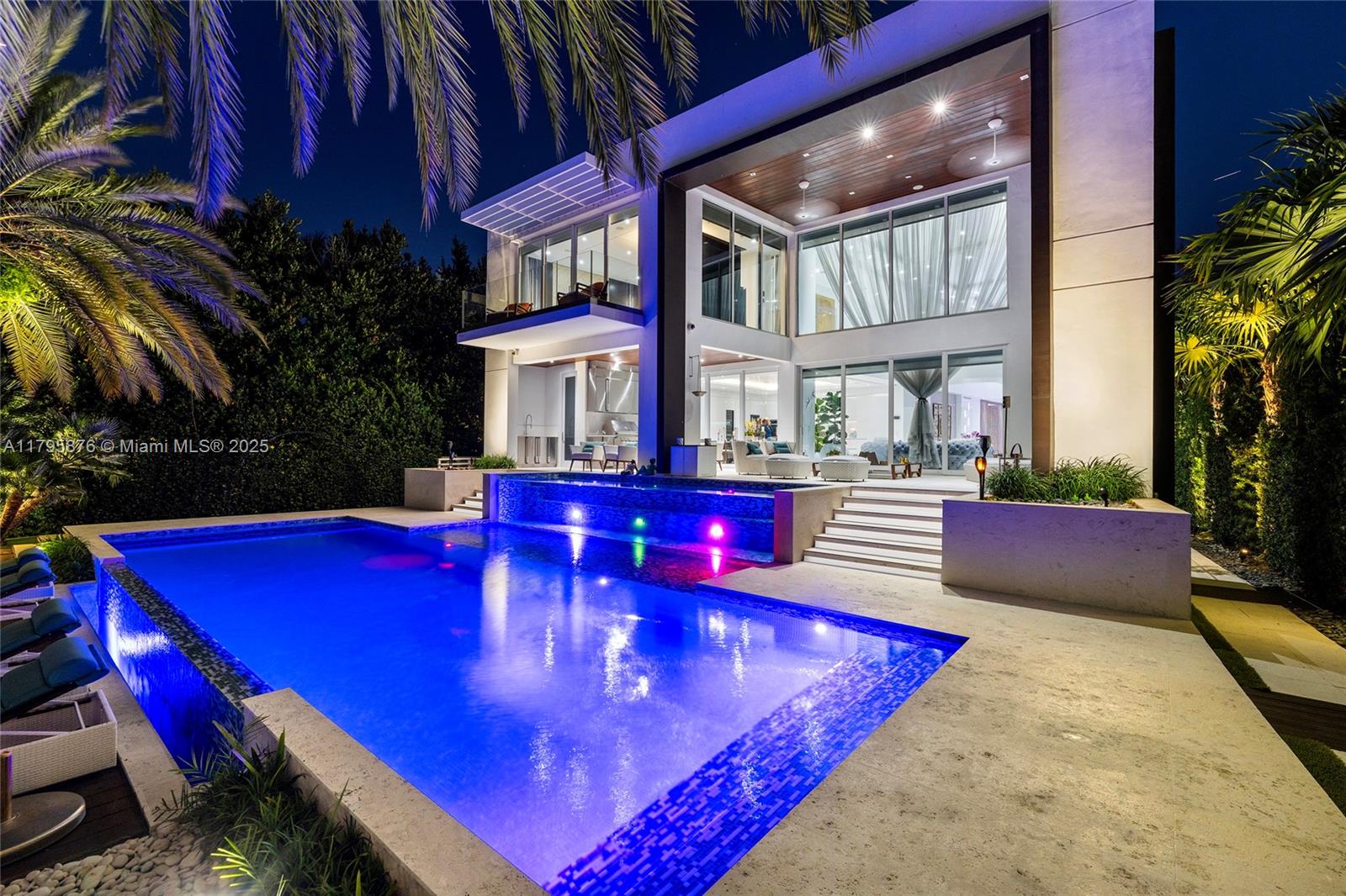441 N Hibiscus Dr Miami Beach, FL 33139 441 N Hibiscus Dr Miami Beach, FL 33139