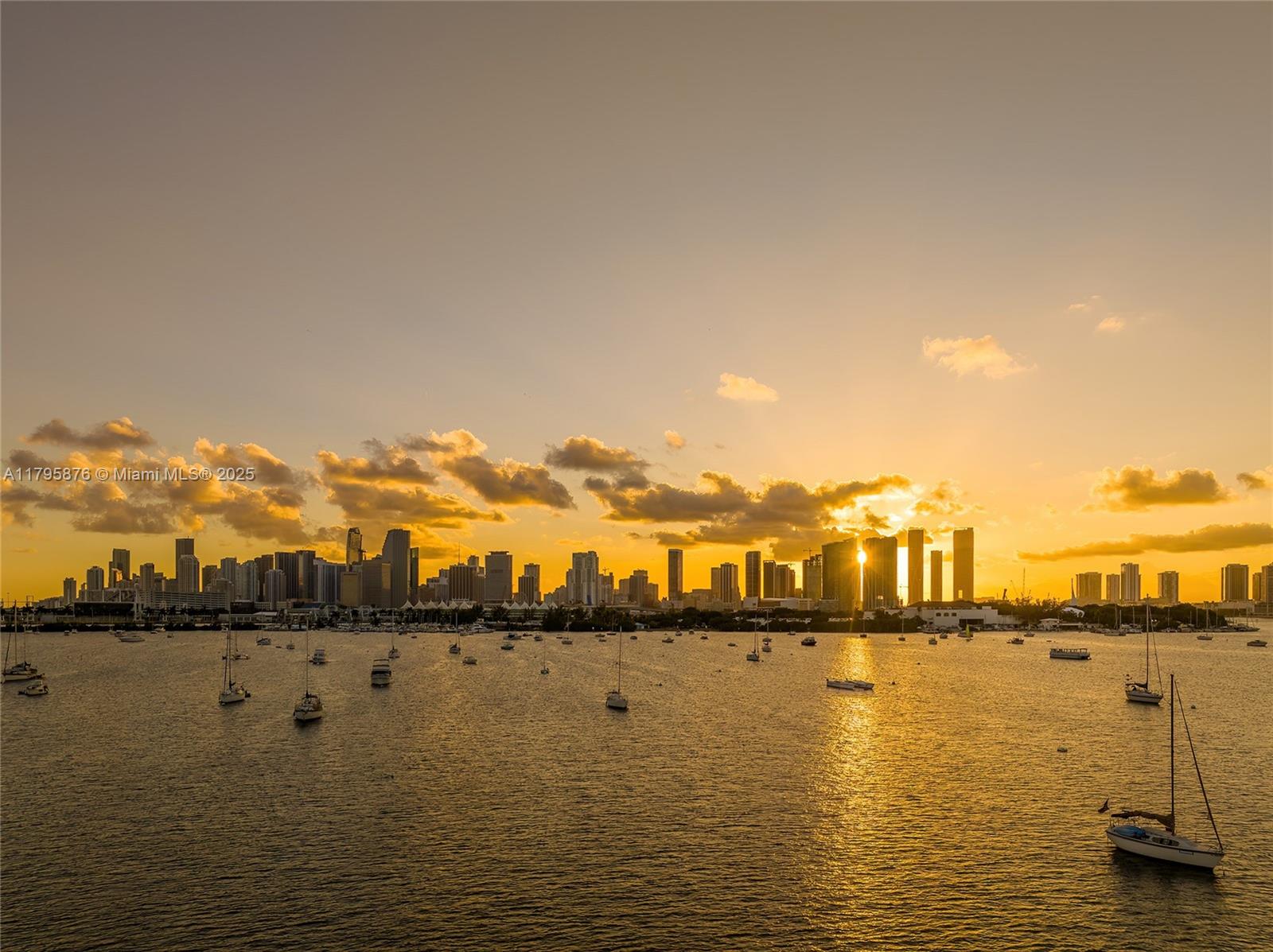 441 N Hibiscus Dr Miami Beach, FL 33139 441 N Hibiscus Dr Miami Beach, FL 33139