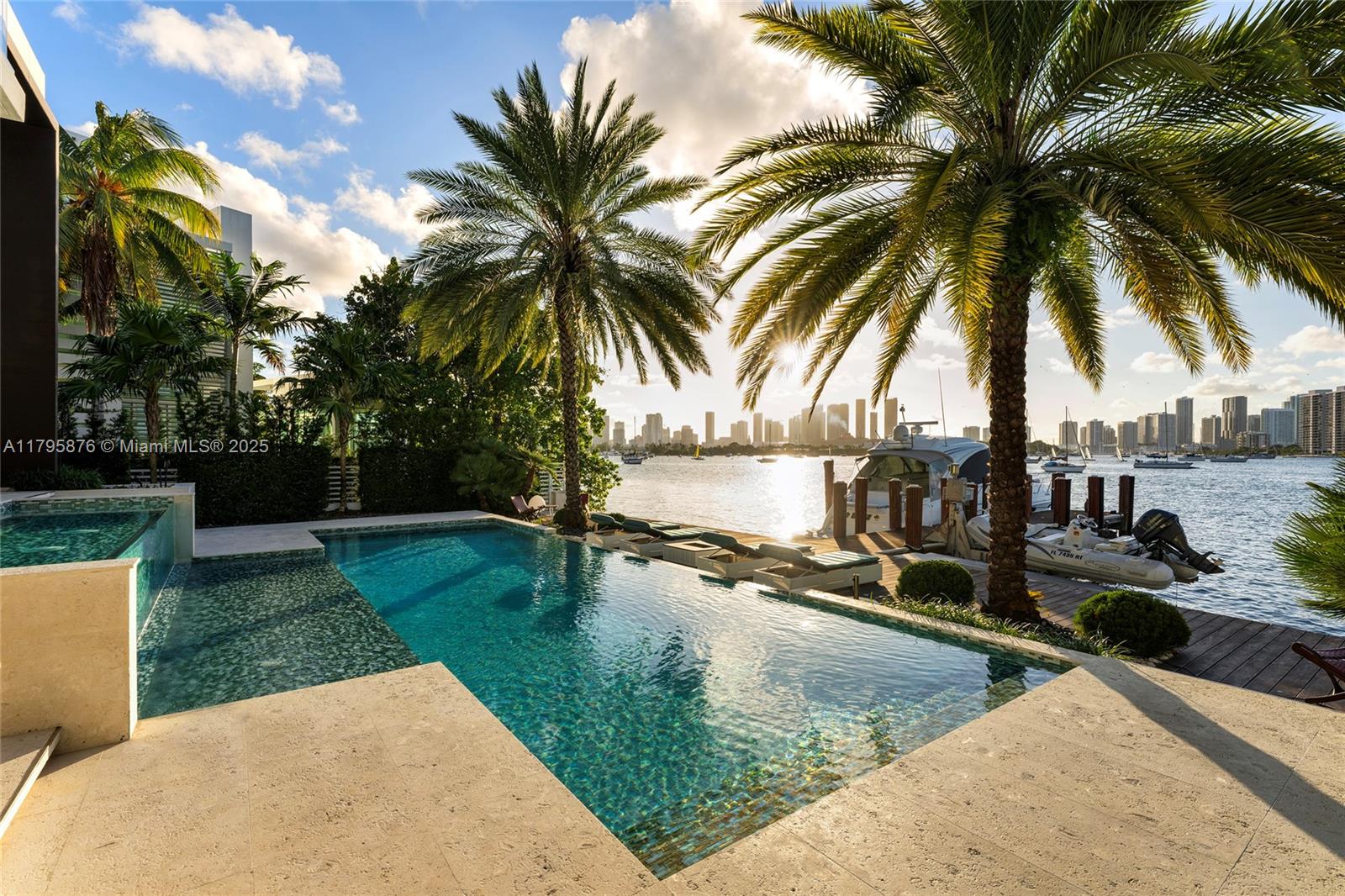 441 N Hibiscus Dr Miami Beach, FL 33139 441 N Hibiscus Dr Miami Beach, FL 33139