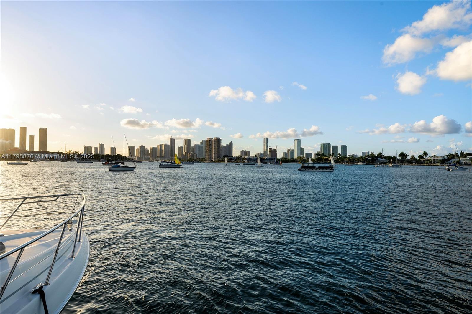 441 N Hibiscus Dr Miami Beach, FL 33139 441 N Hibiscus Dr Miami Beach, FL 33139