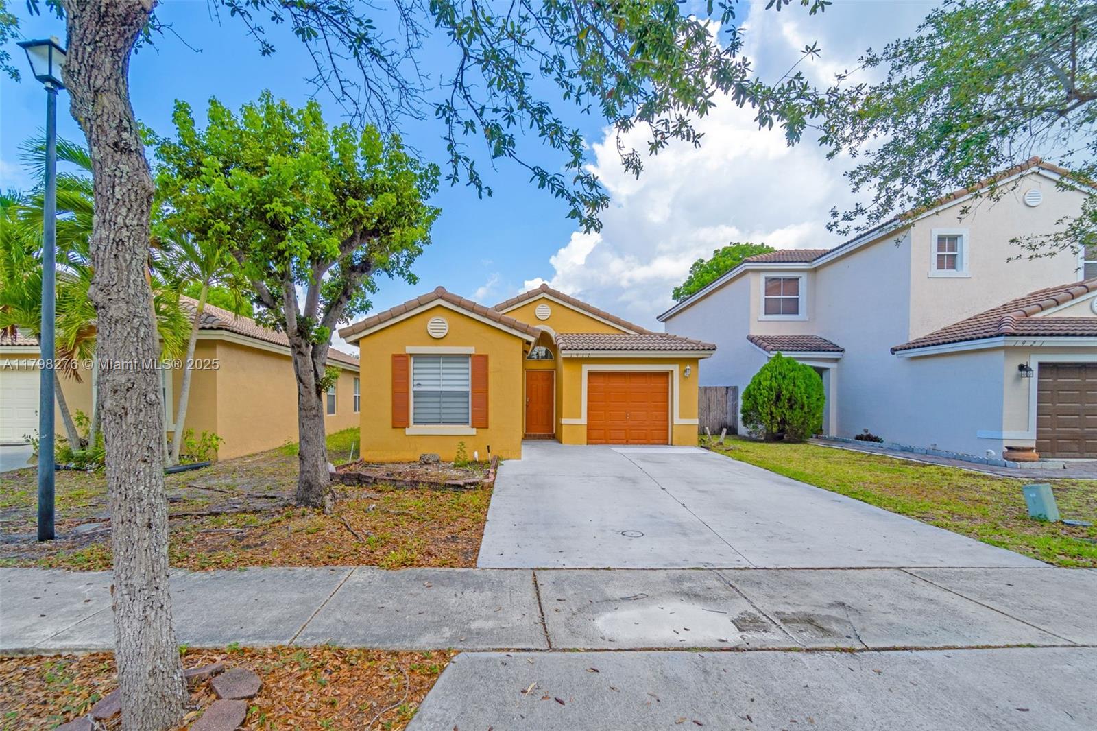 1917 SE 14th Ct