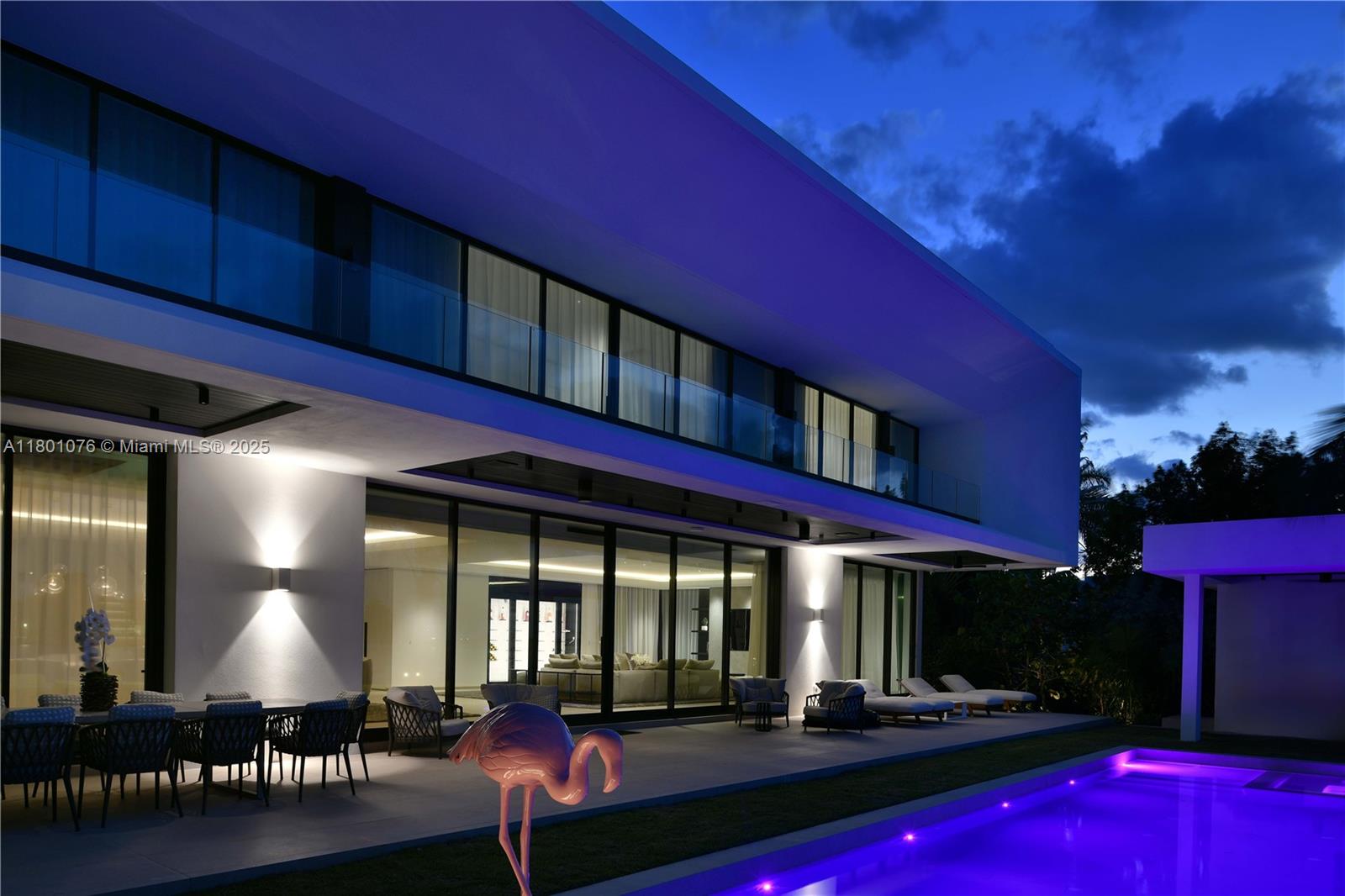 375 N Hibiscus Dr Miami Beach, FL 33139