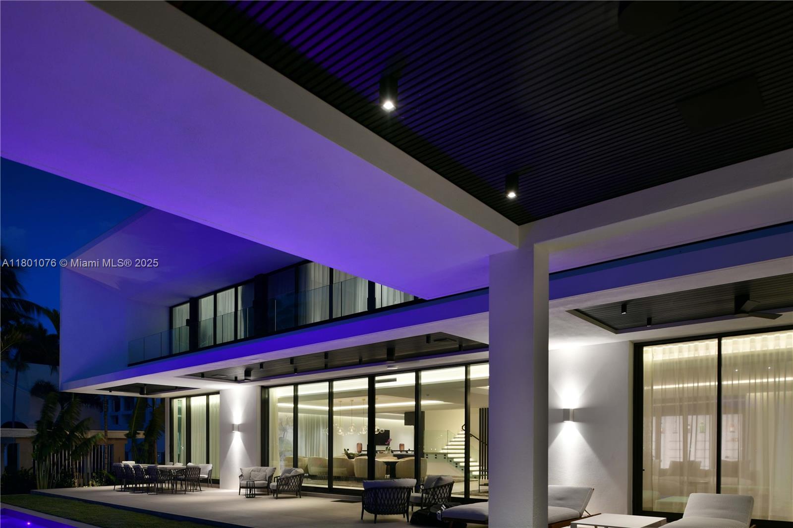 375 N Hibiscus Dr Miami Beach, FL 33139