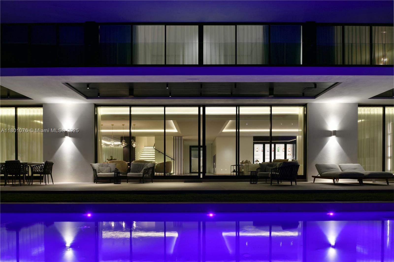 375 N Hibiscus Dr Miami Beach, FL 33139