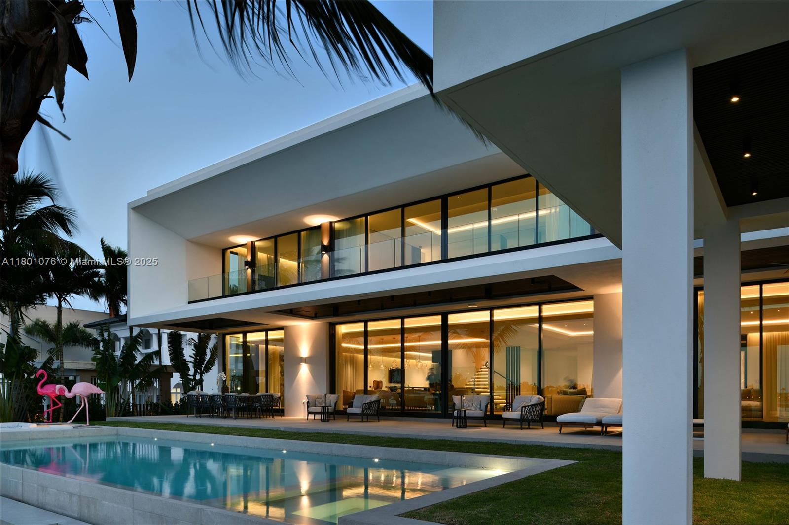 375 N Hibiscus Dr Miami Beach, FL 33139