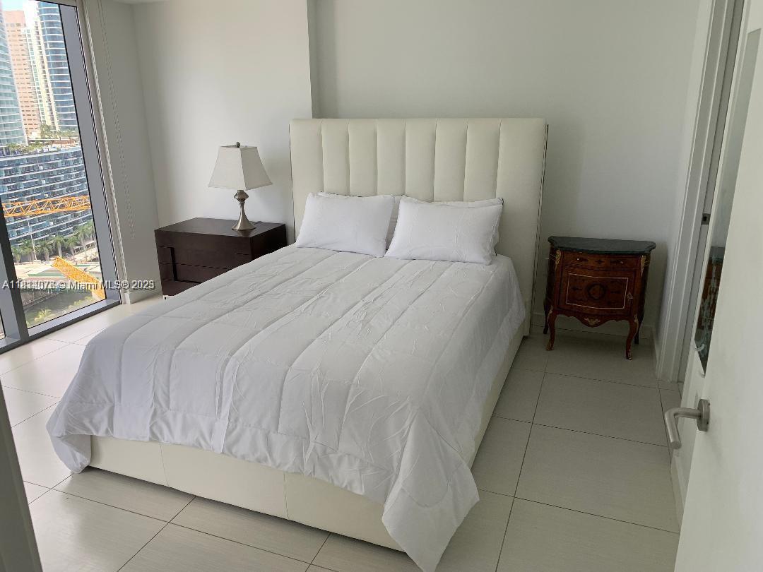 image Mybrickell Condo5