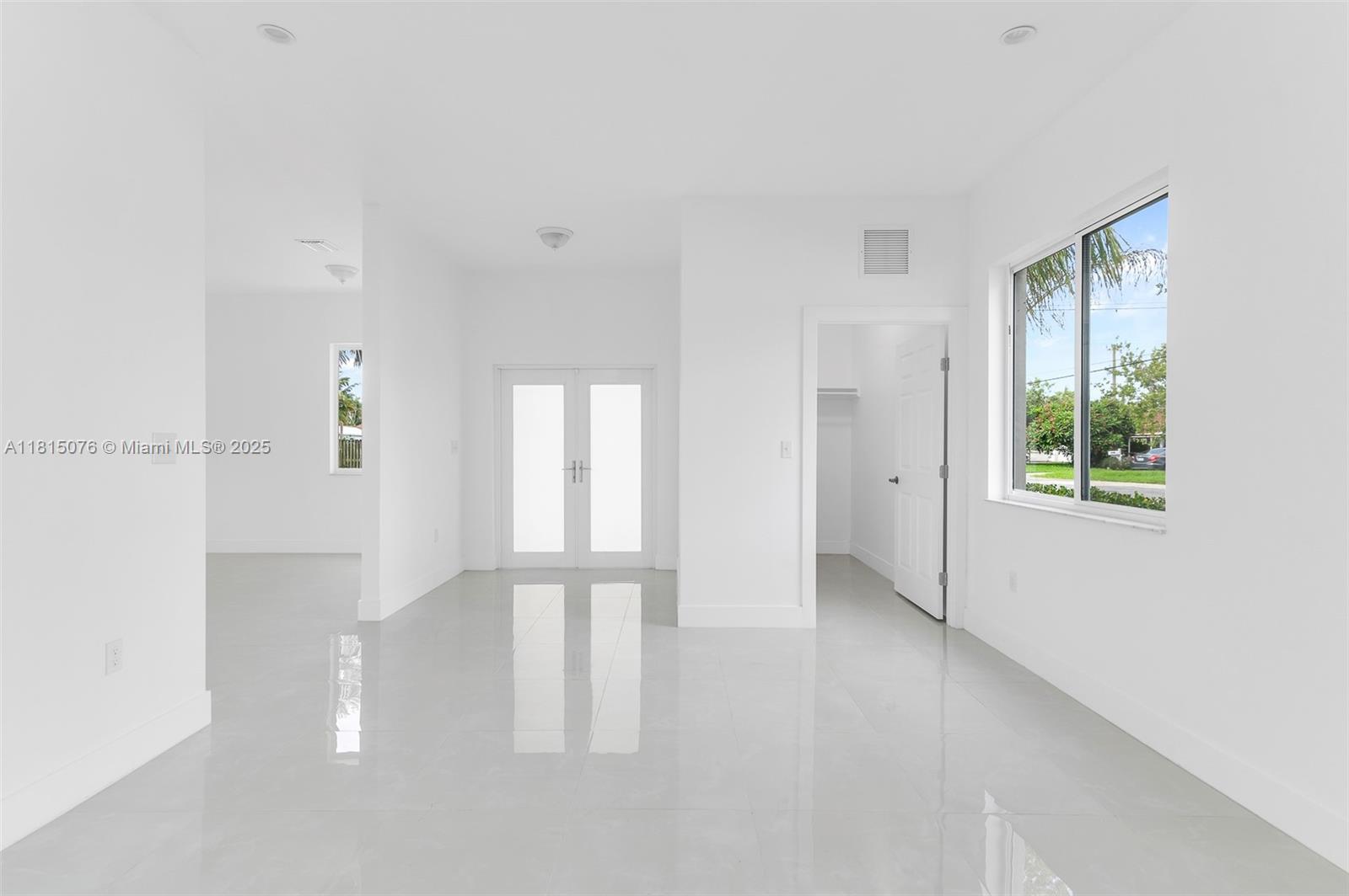 785 SW 7th Ave #B Hallandale Beach, FL 33009