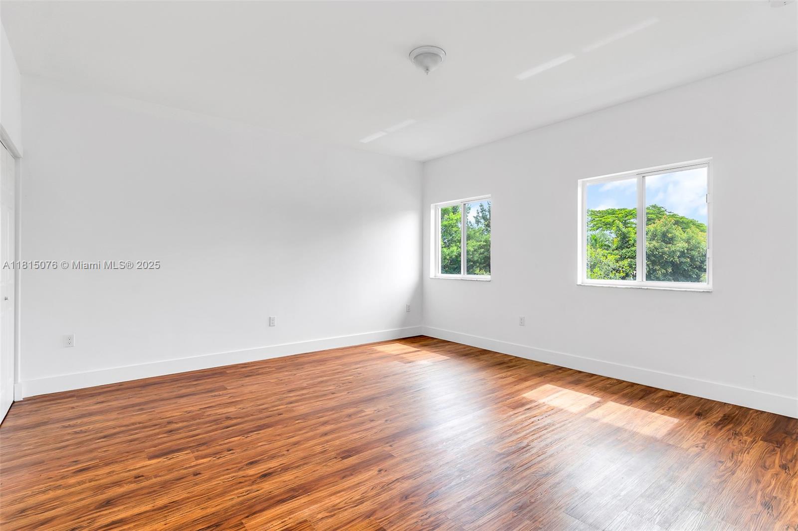 785 SW 7th Ave #B Hallandale Beach, FL 33009